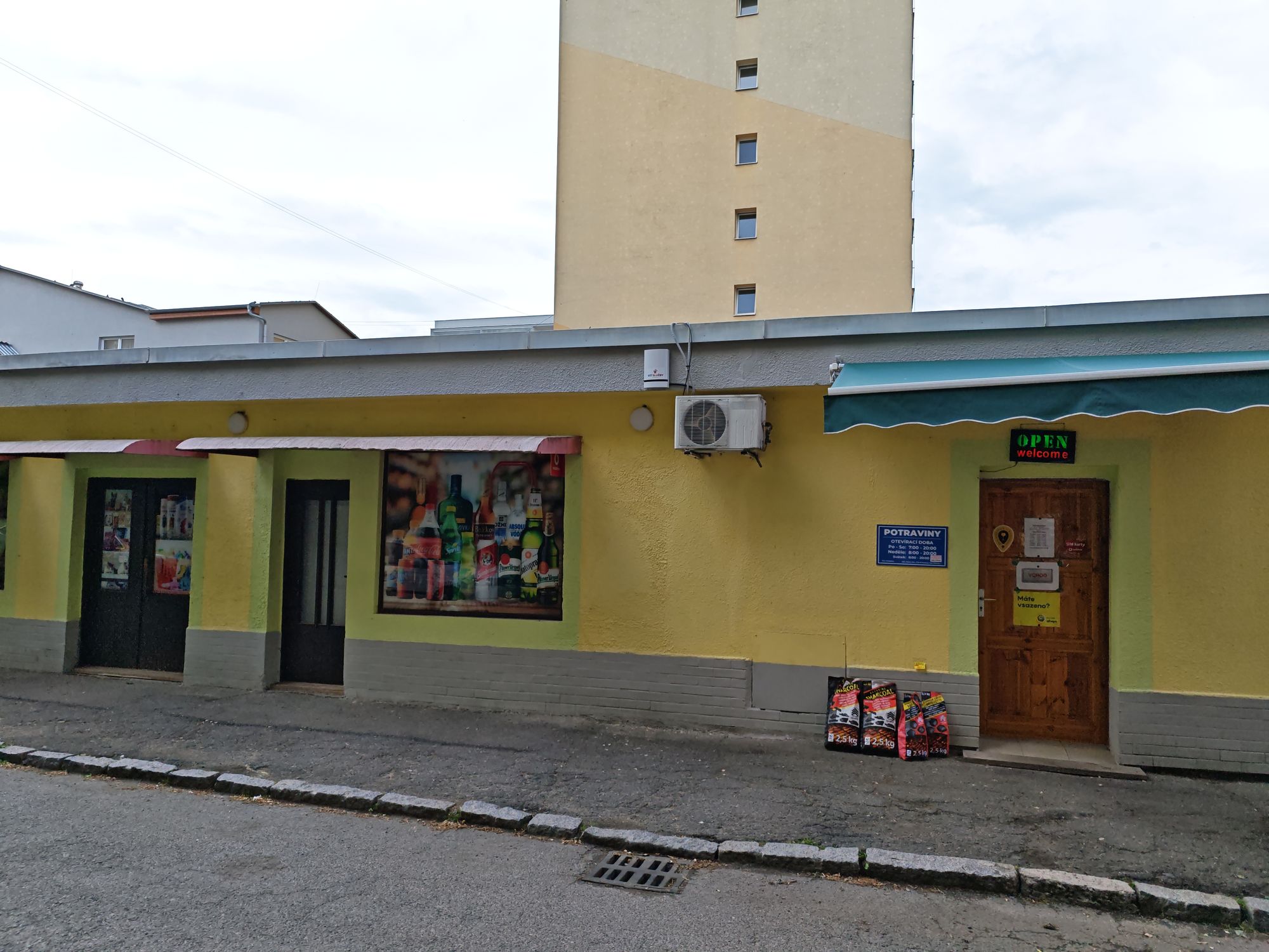 Potraviny sídl. Hůrka