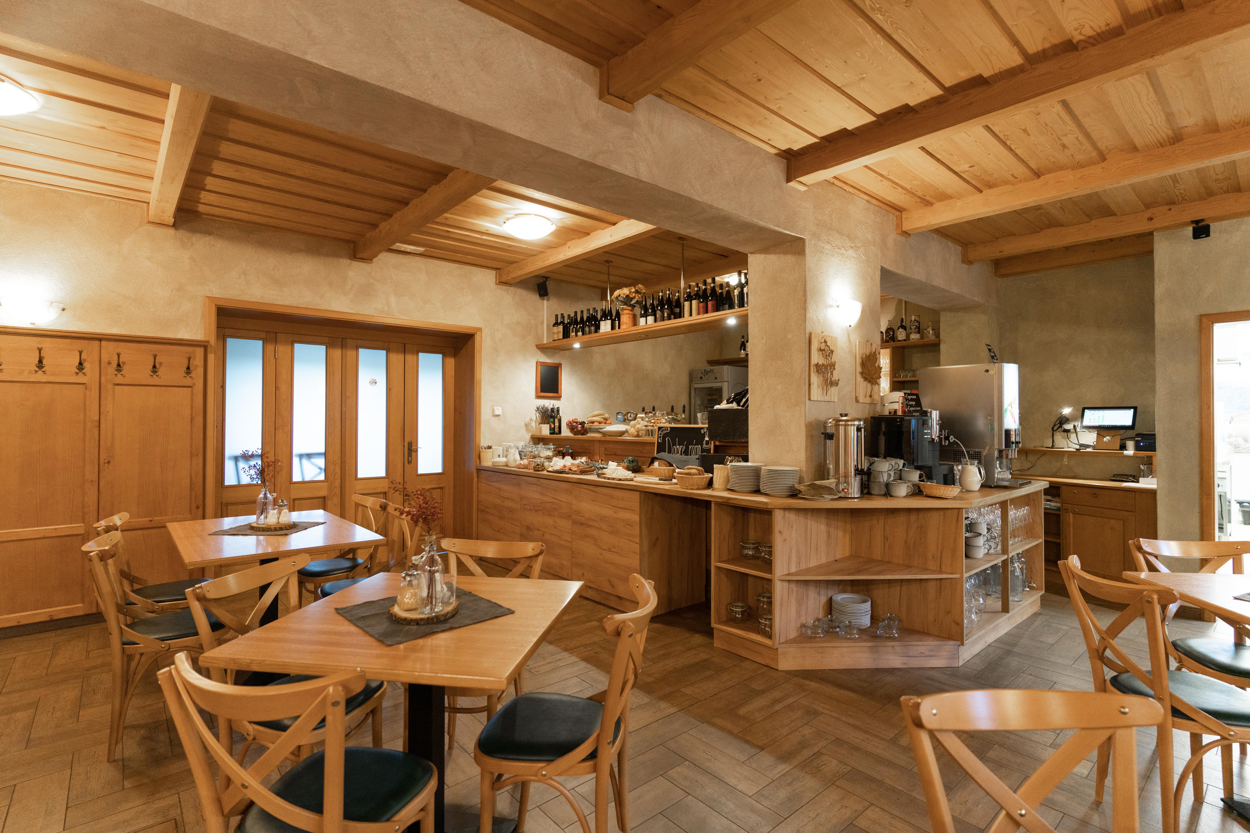 Restaurace a Bistro Resort Pasečná foto 5
