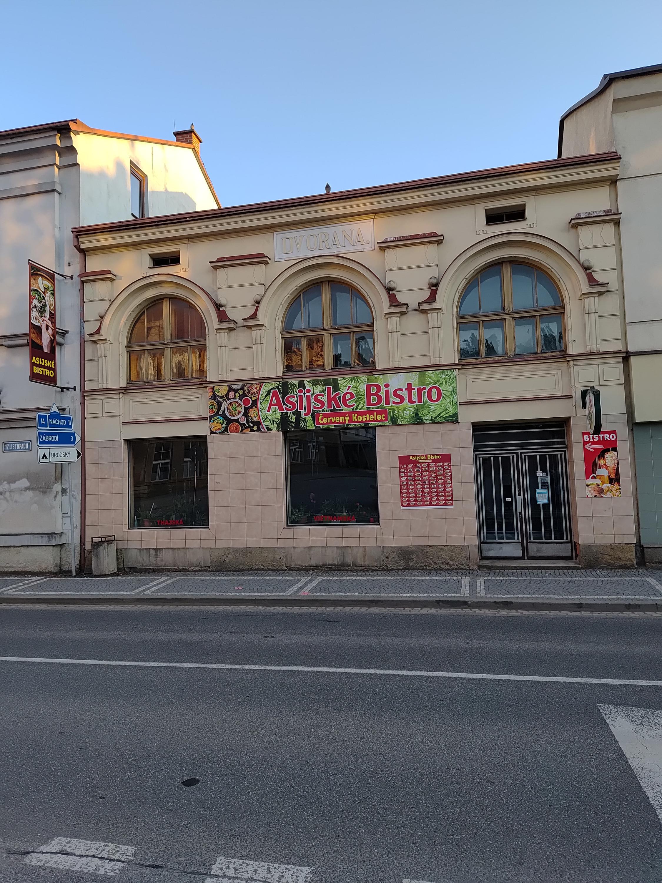 Jídelna 17. listopadu 160 foto 2
