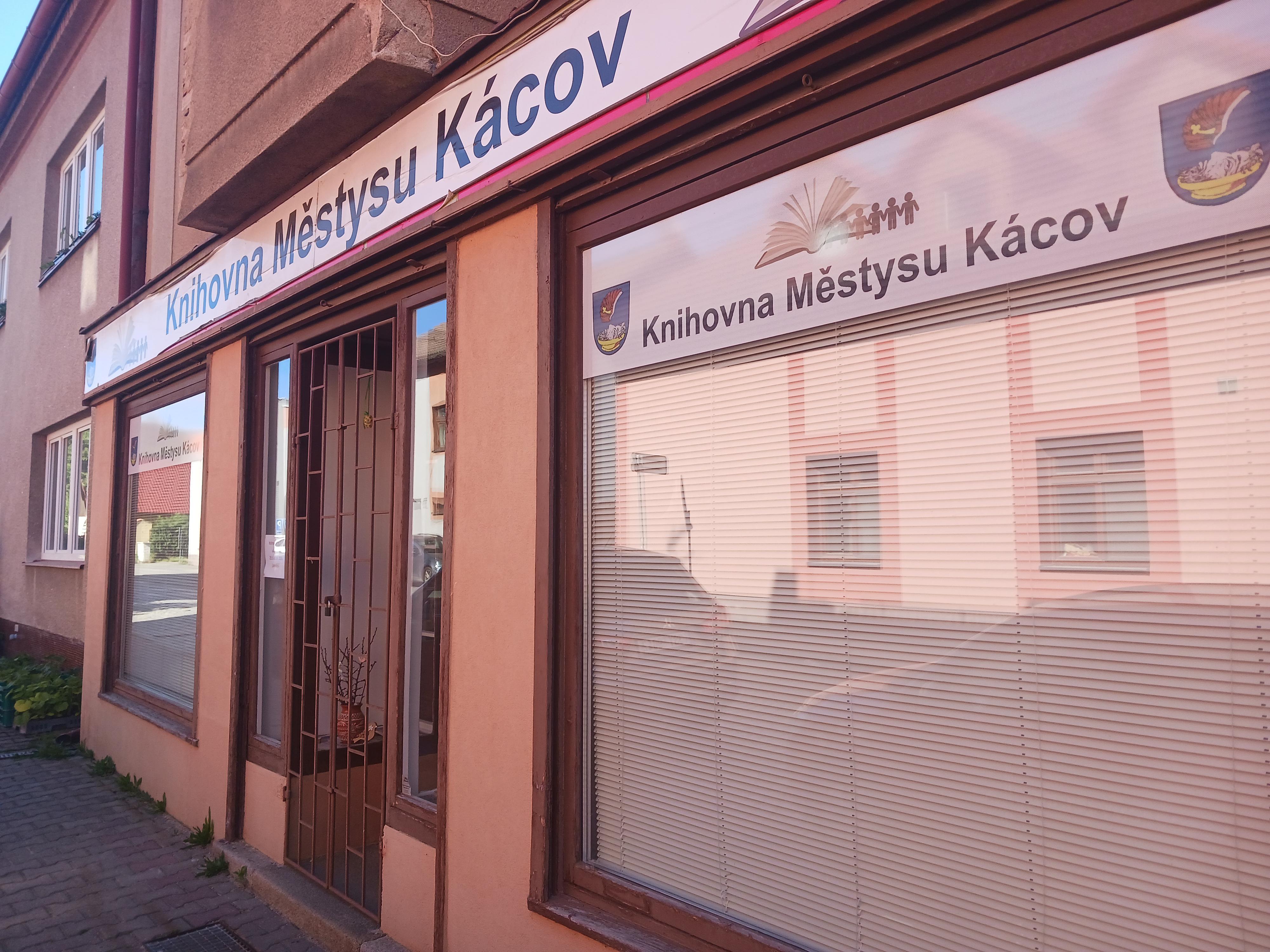 Knihovna Městysu Kácov foto 1