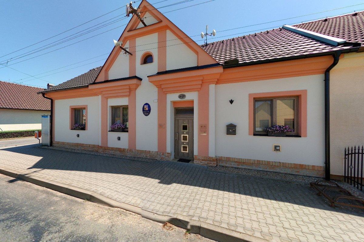 Jezbořice - obecní úřad foto 4