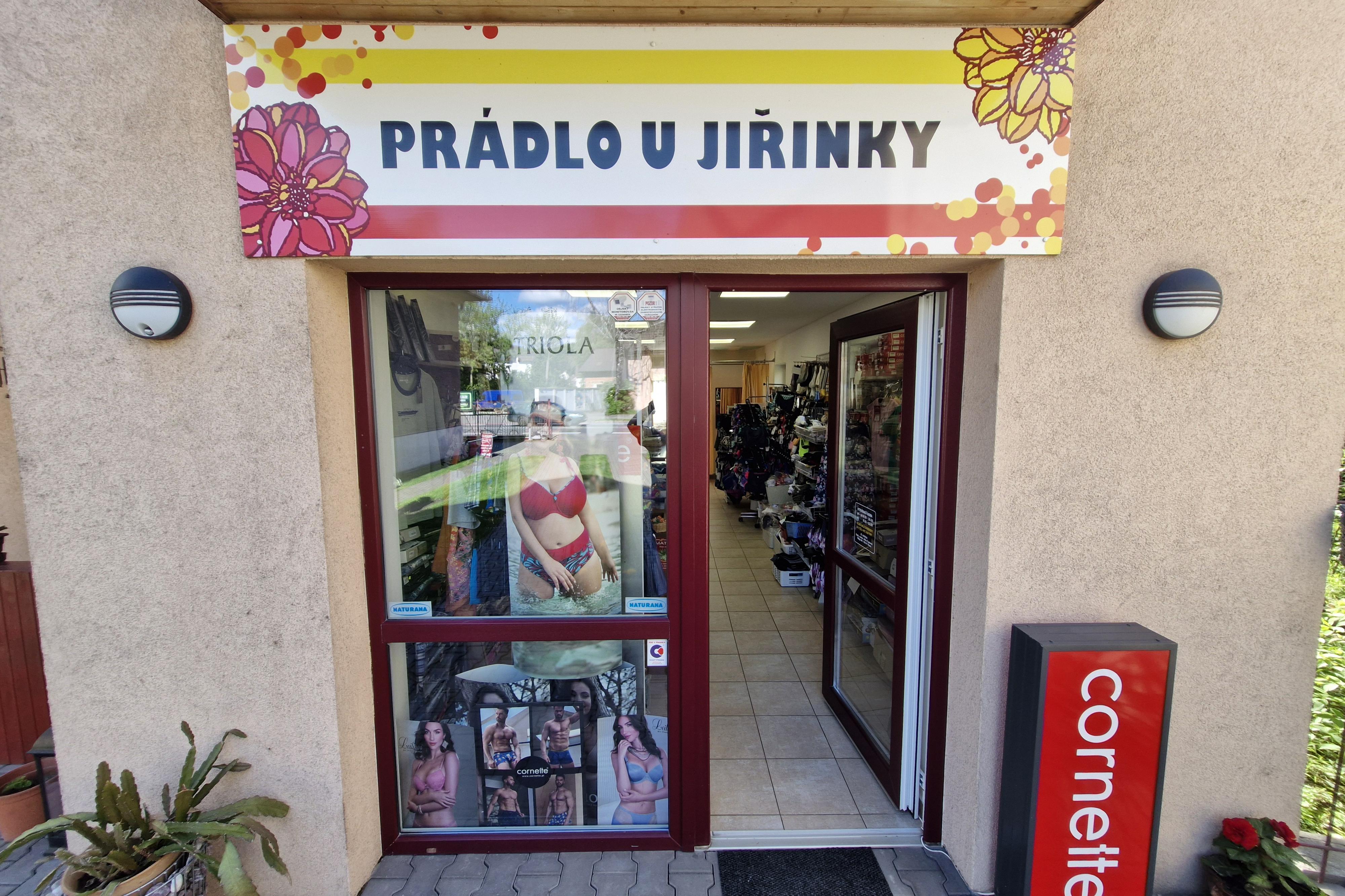 Spodní prádlo u Jiřinky