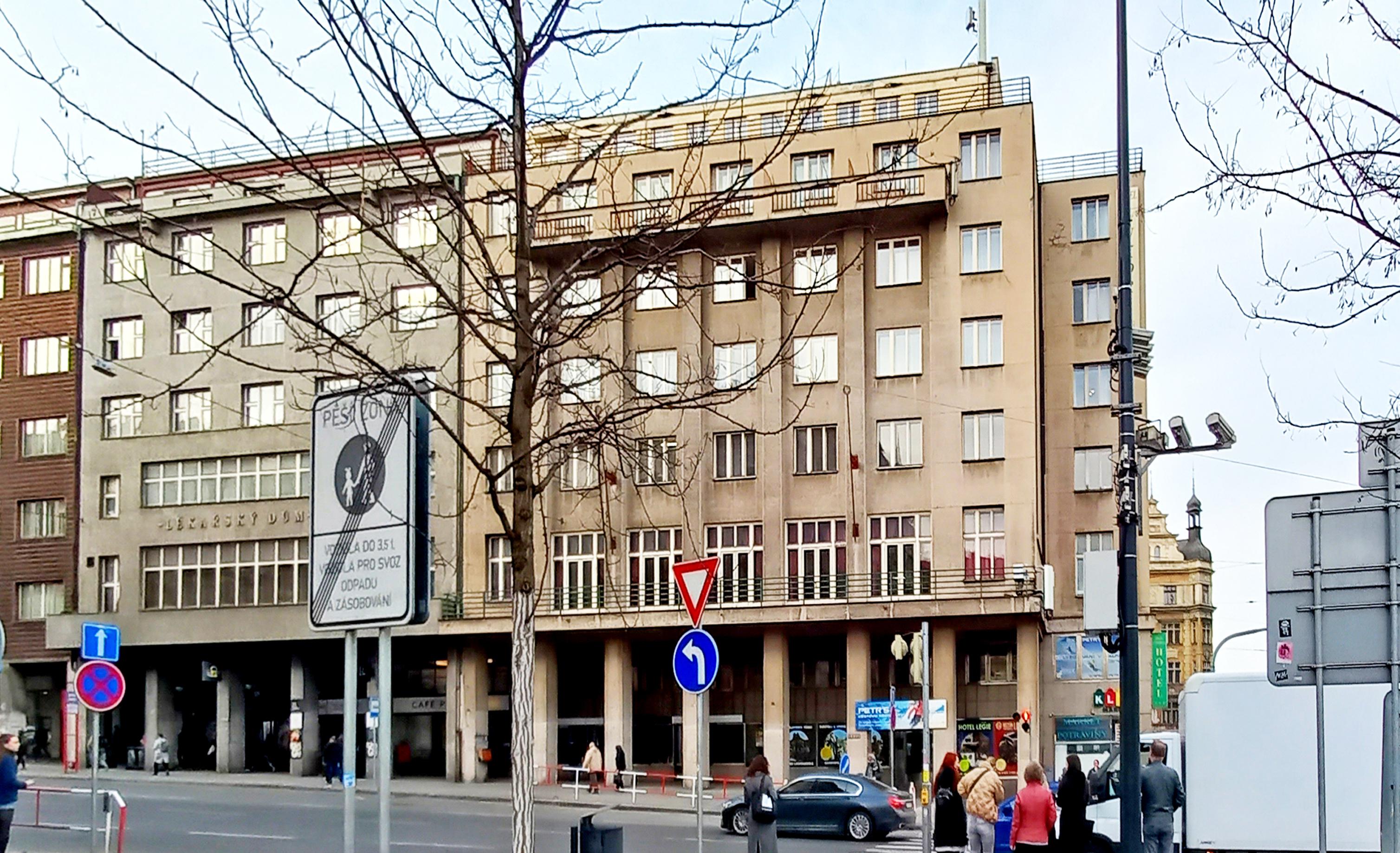 Národní lékařská knihovna foto 3