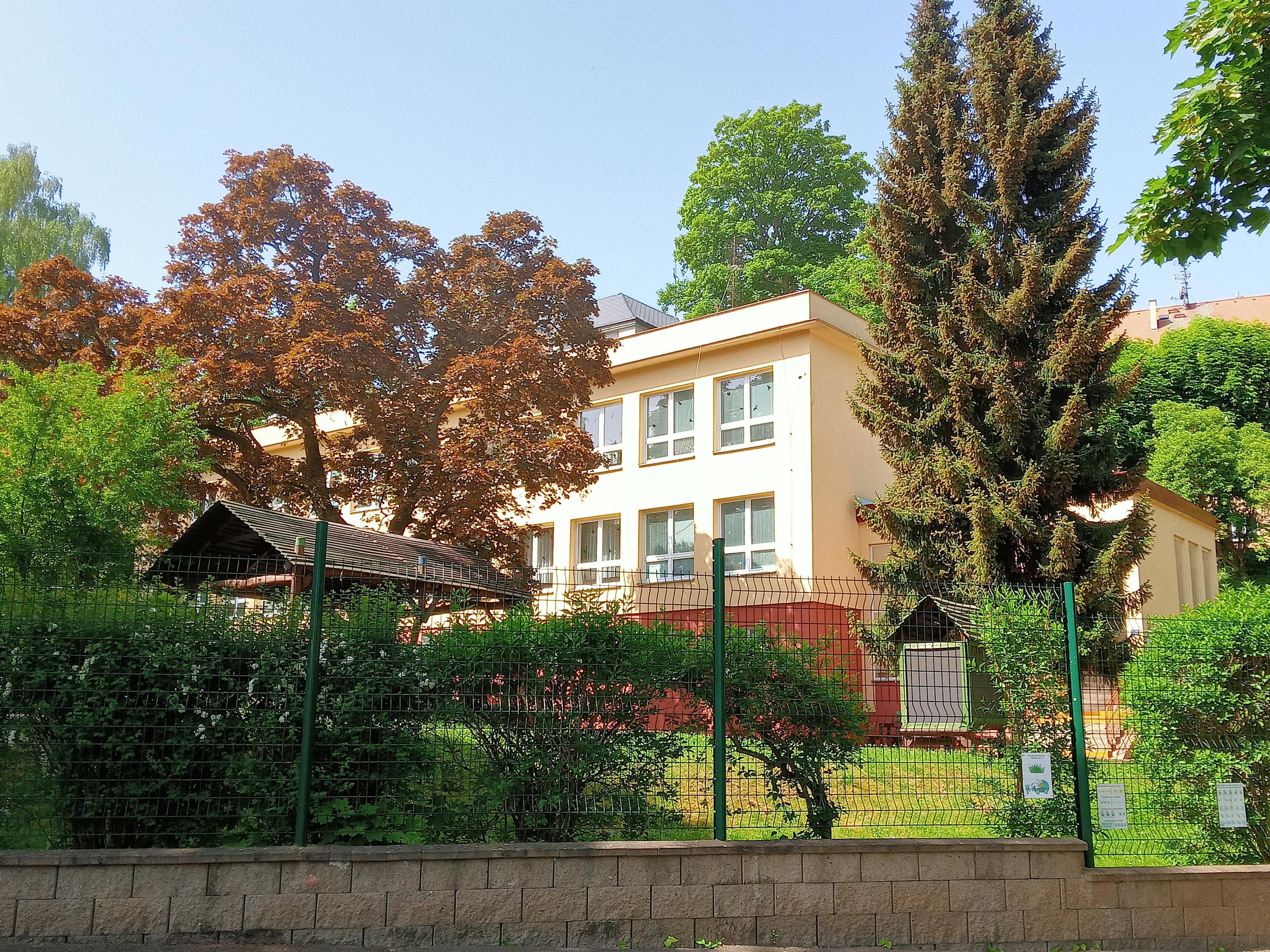MŠ Cheb, Komenského 27 foto 2