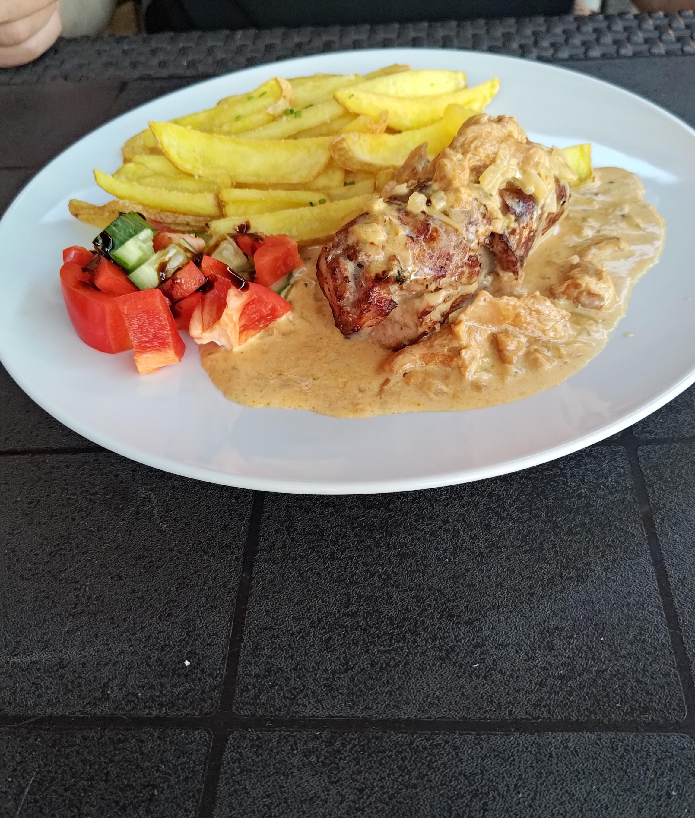 RESTAURACE LUŽNICE foto 5