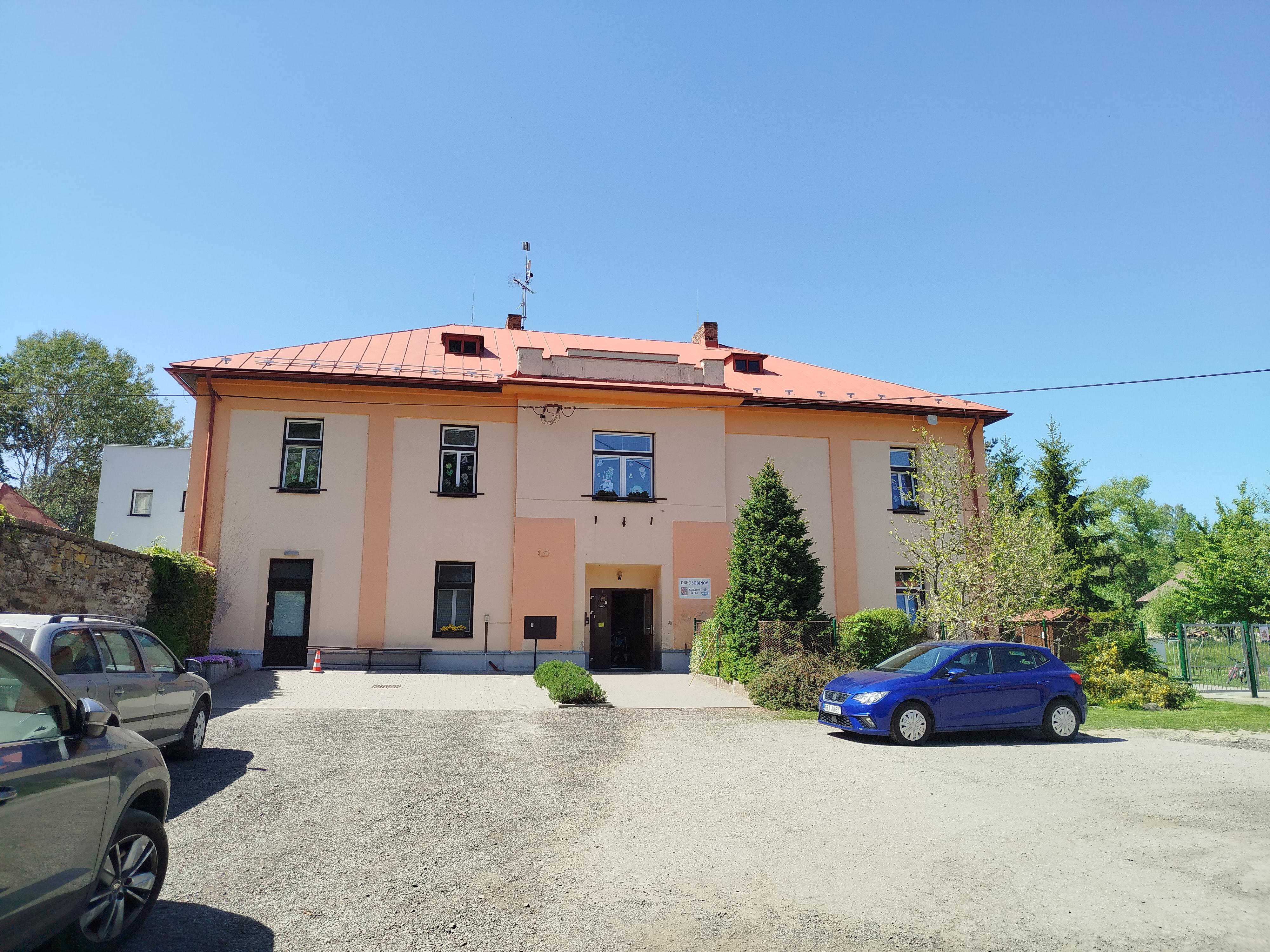 ZŠ a MŠ Sobíňov foto 2