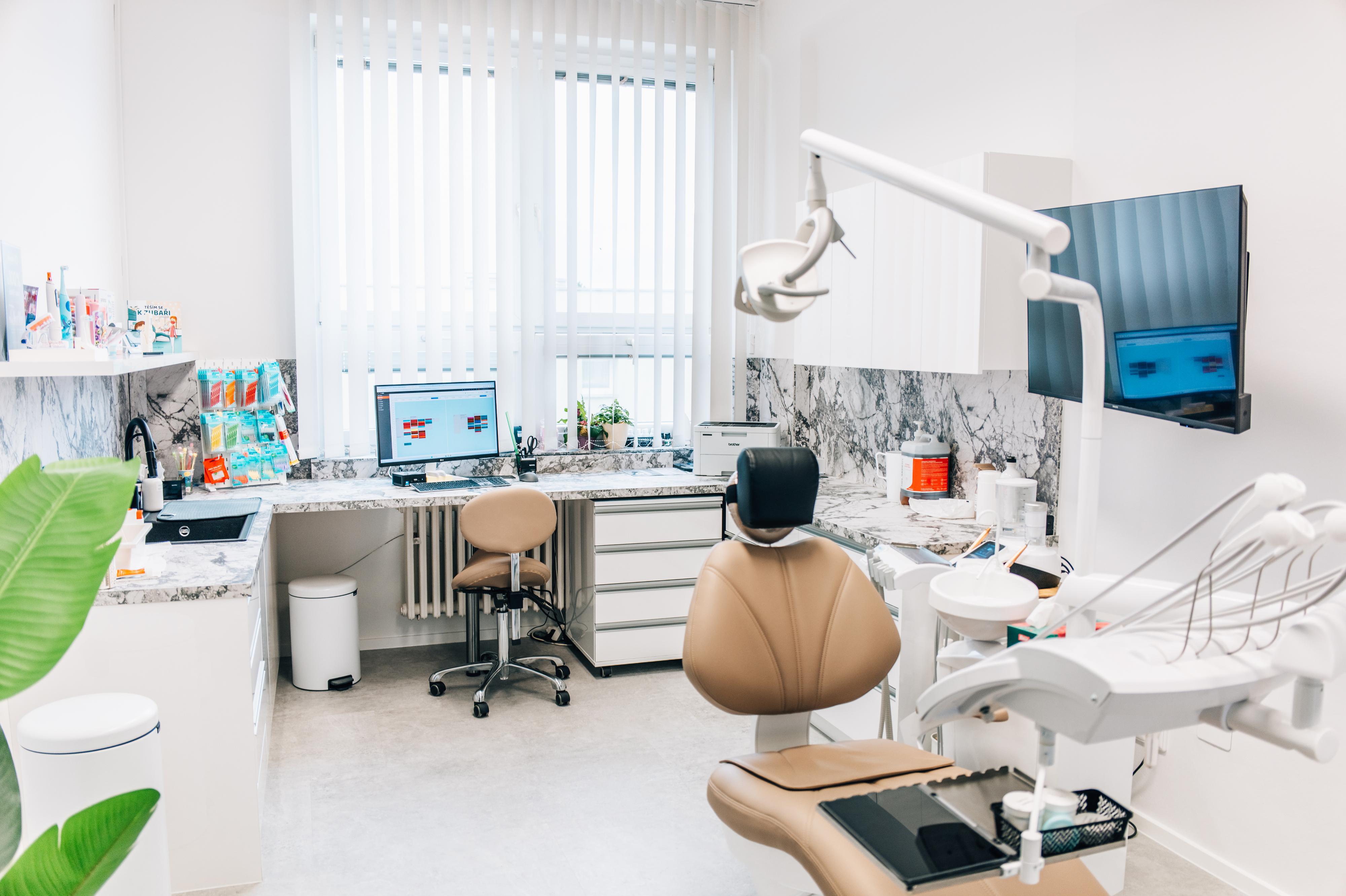 Dentální hygiena - Bc. Monika Mazalová