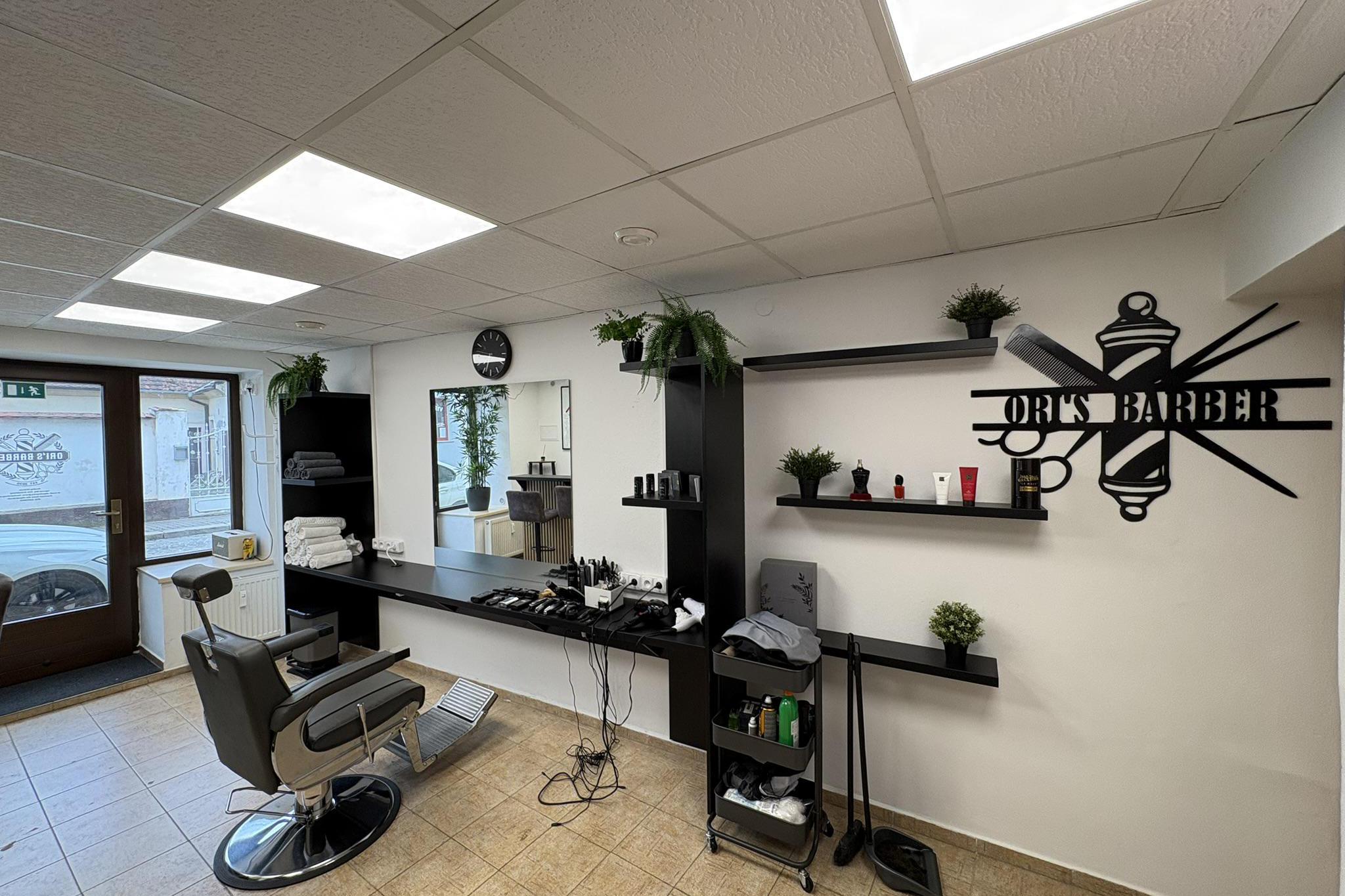 Ori's Barber Shop