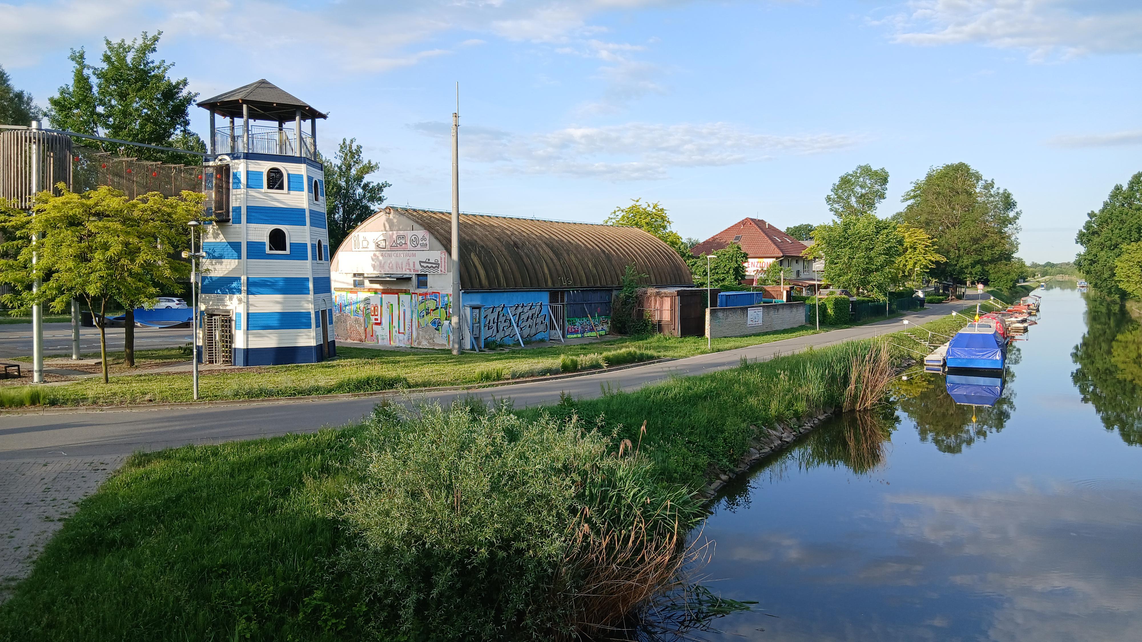 Lanové centrum Veselí nad Moravou foto 2
