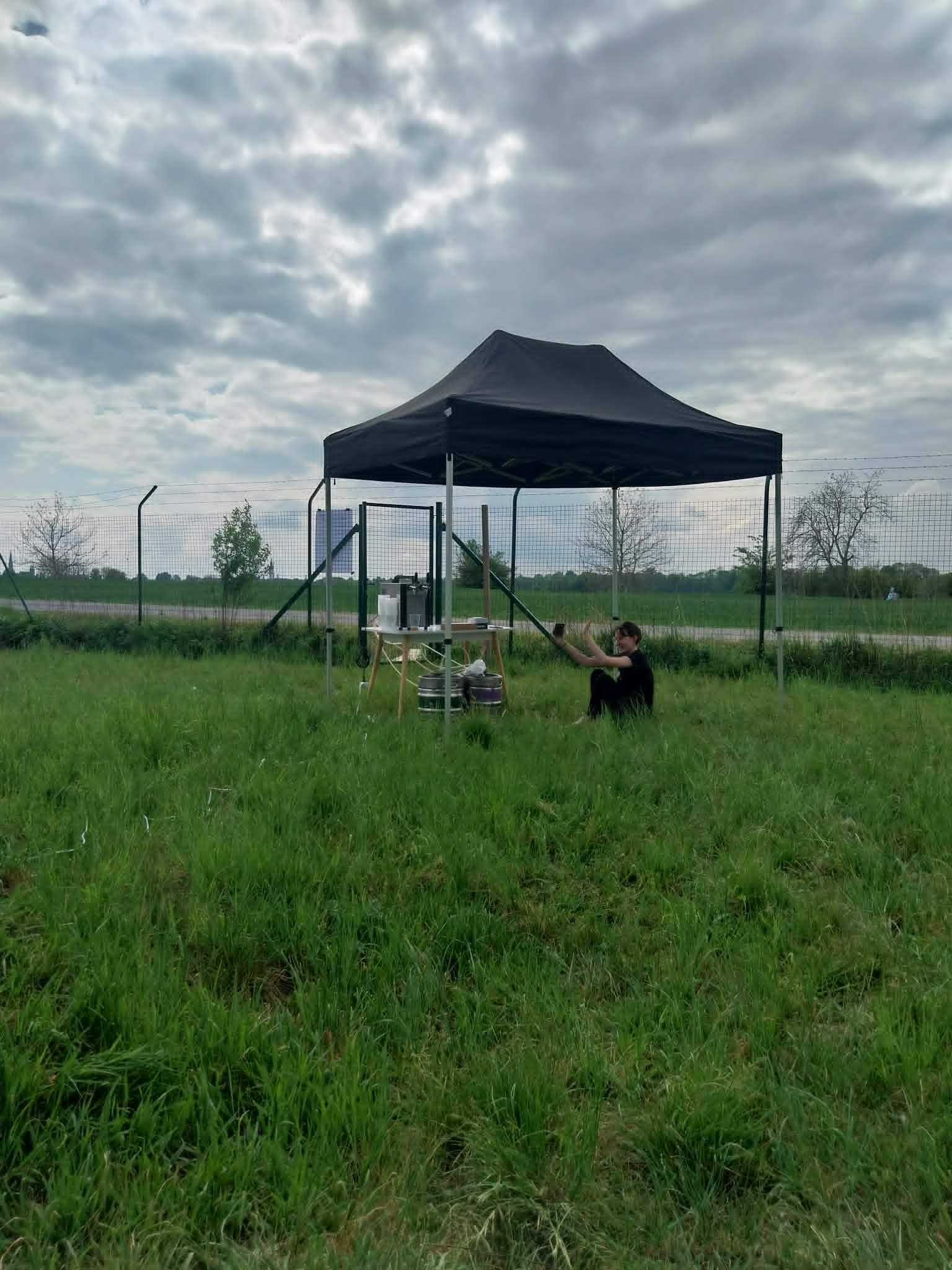 Hlad a žizeň letní pop up foto 1