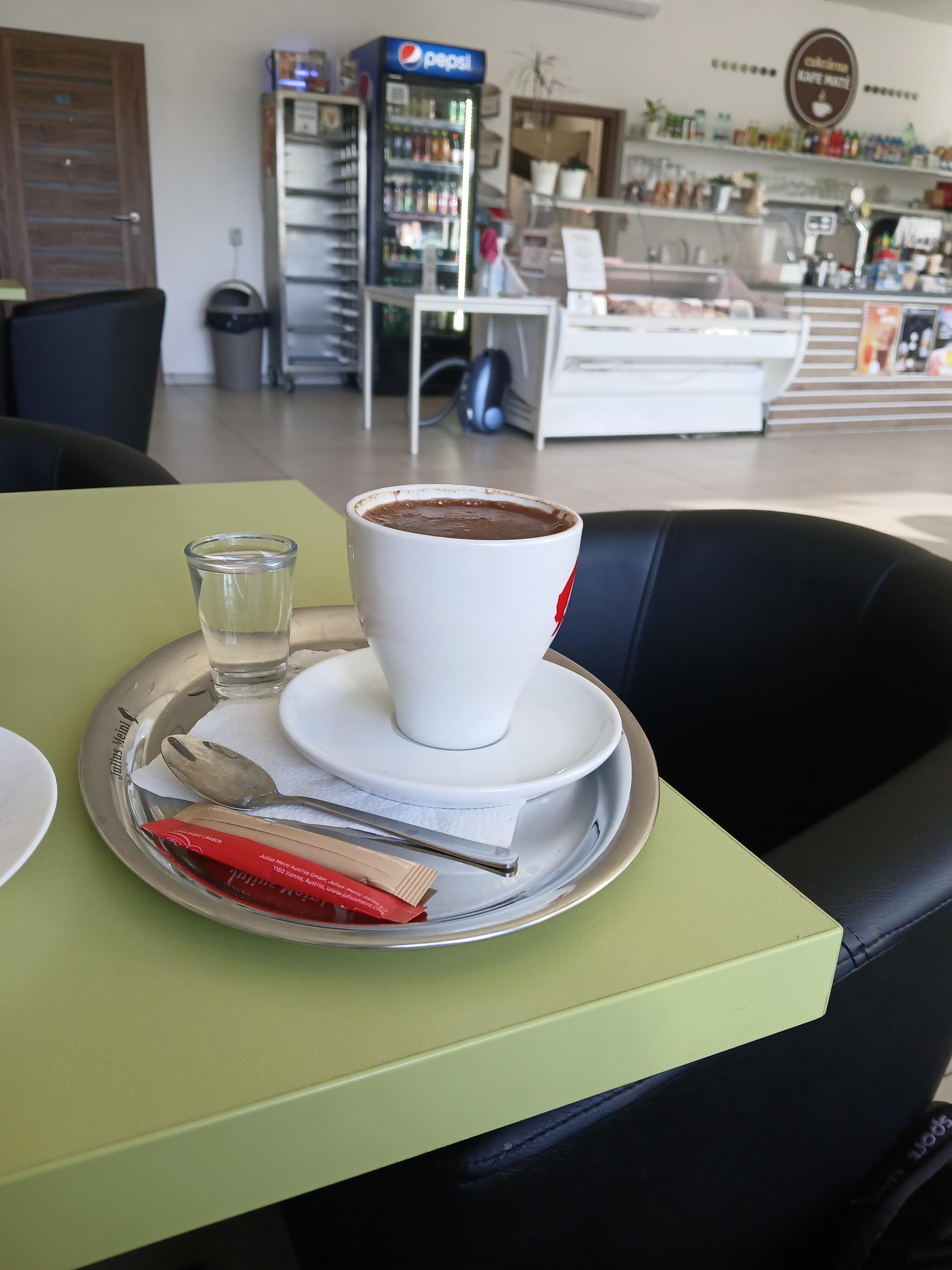 Cukrárna a bistro KAFE MATÉ foto 5