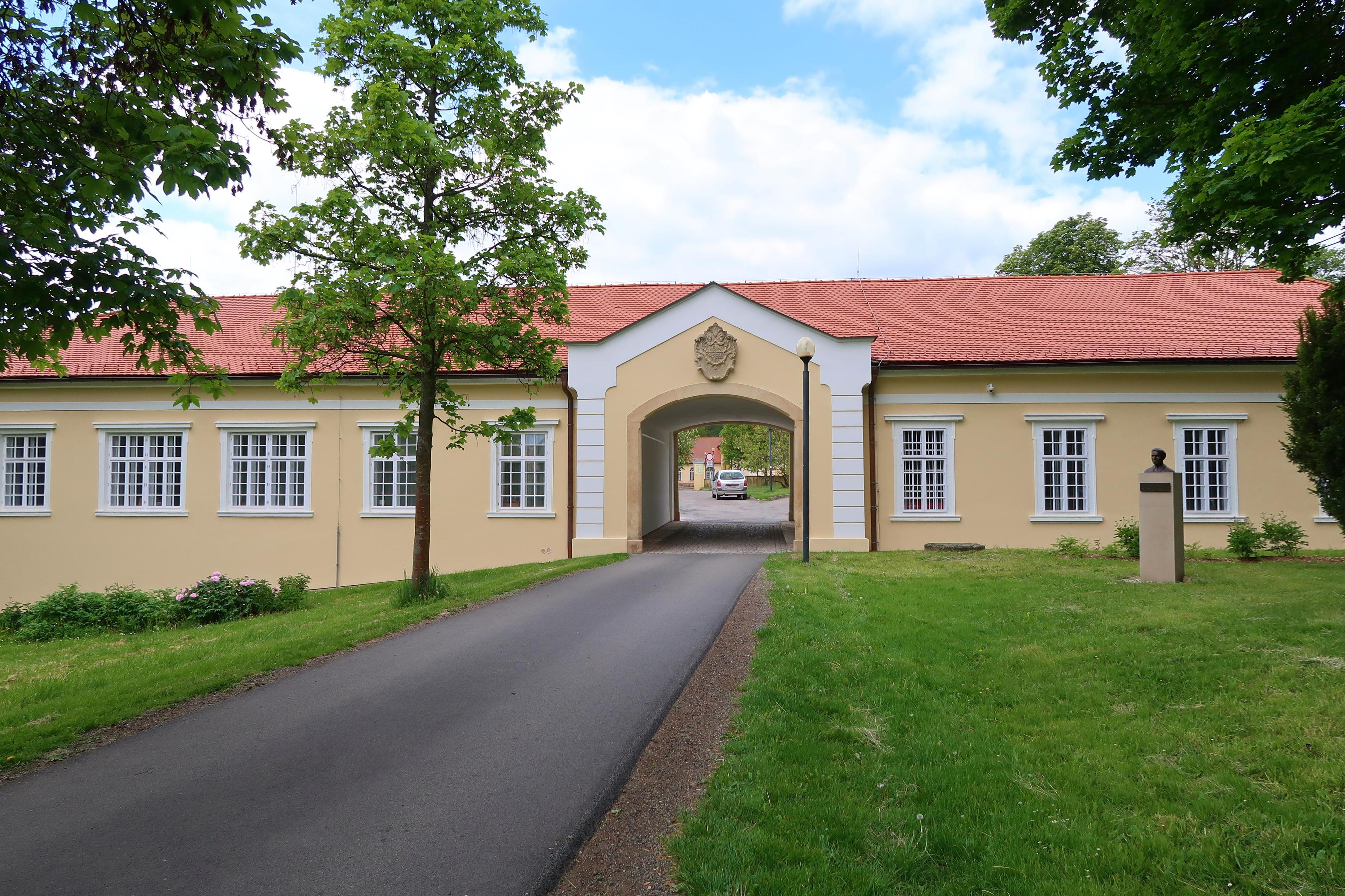 Velké Opatovice - městský úřad foto 6