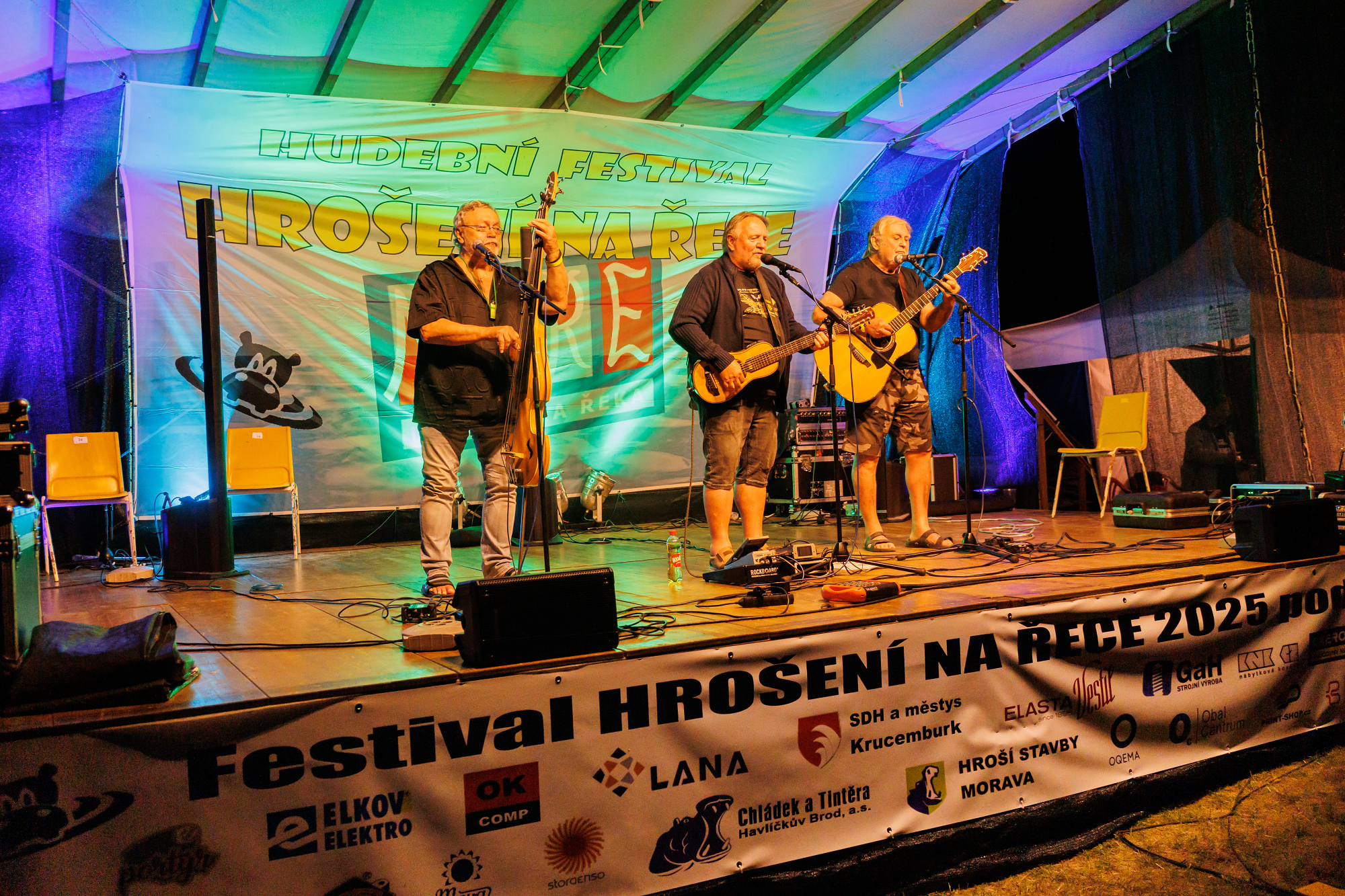 Hudební festival HROŠENÍ NA ŘECE foto 4