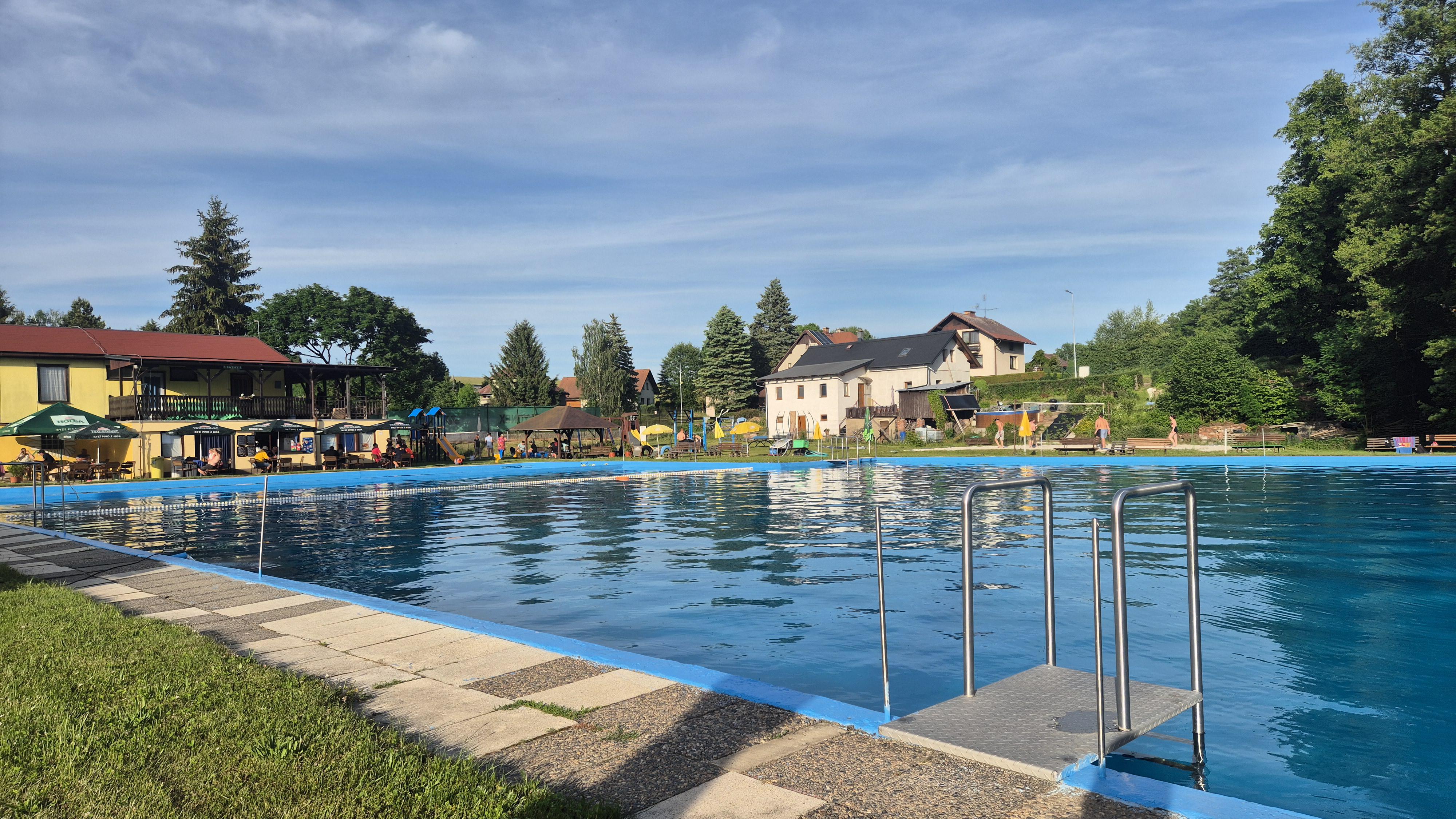 Koupaliště Kruh foto 2