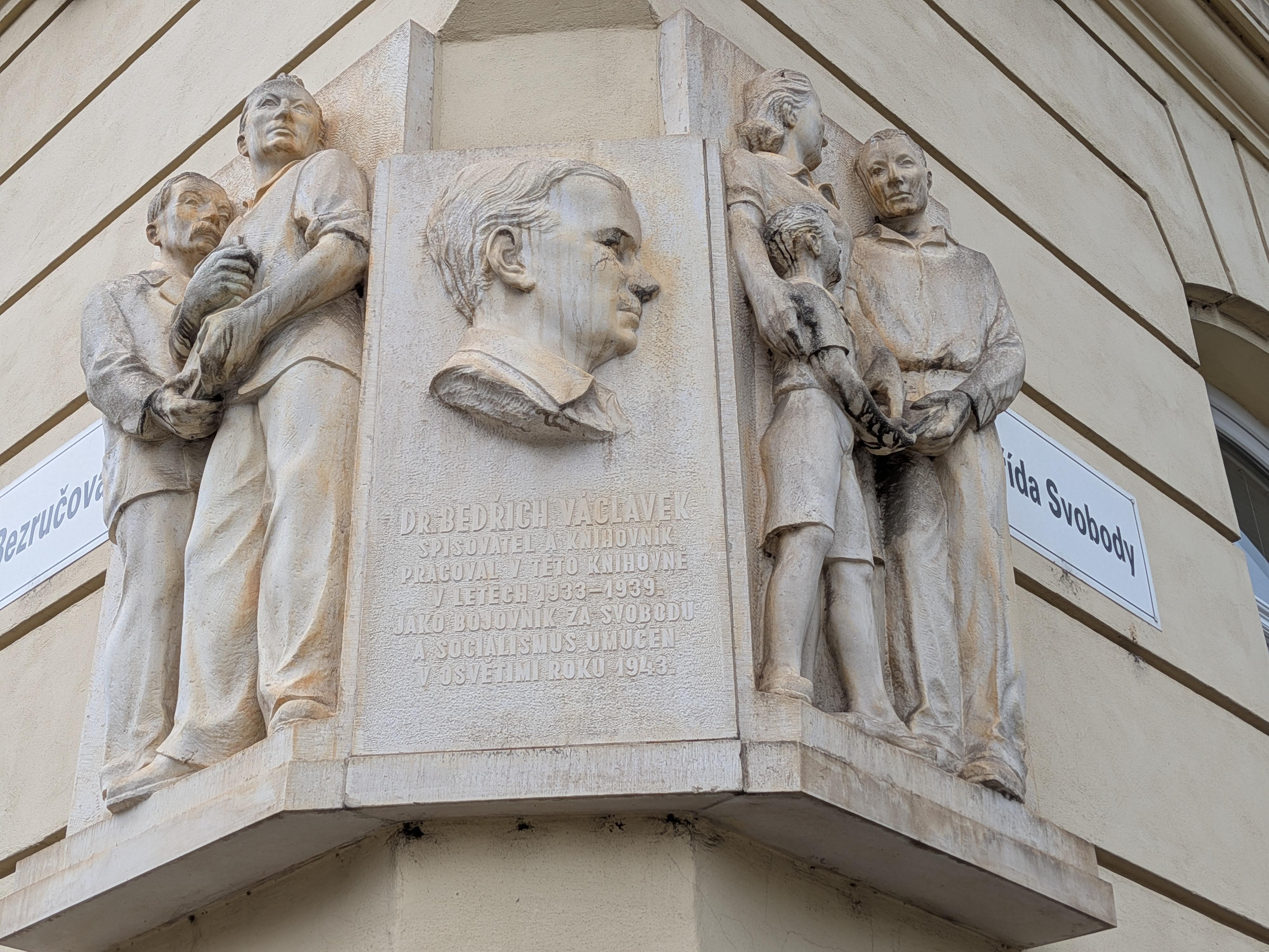 Vědecká knihovna v Olomouci foto 5