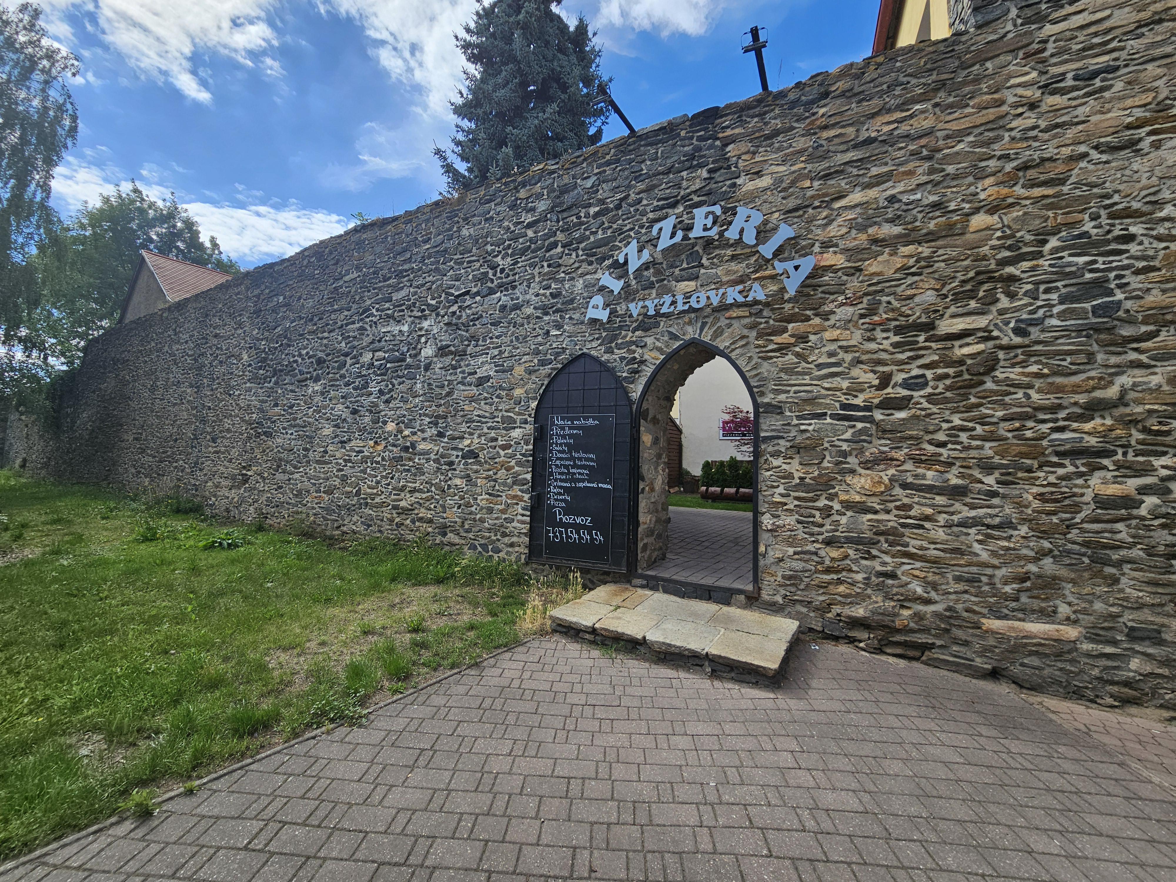 Pizzeria Ristorante Vyžlovka II foto 2