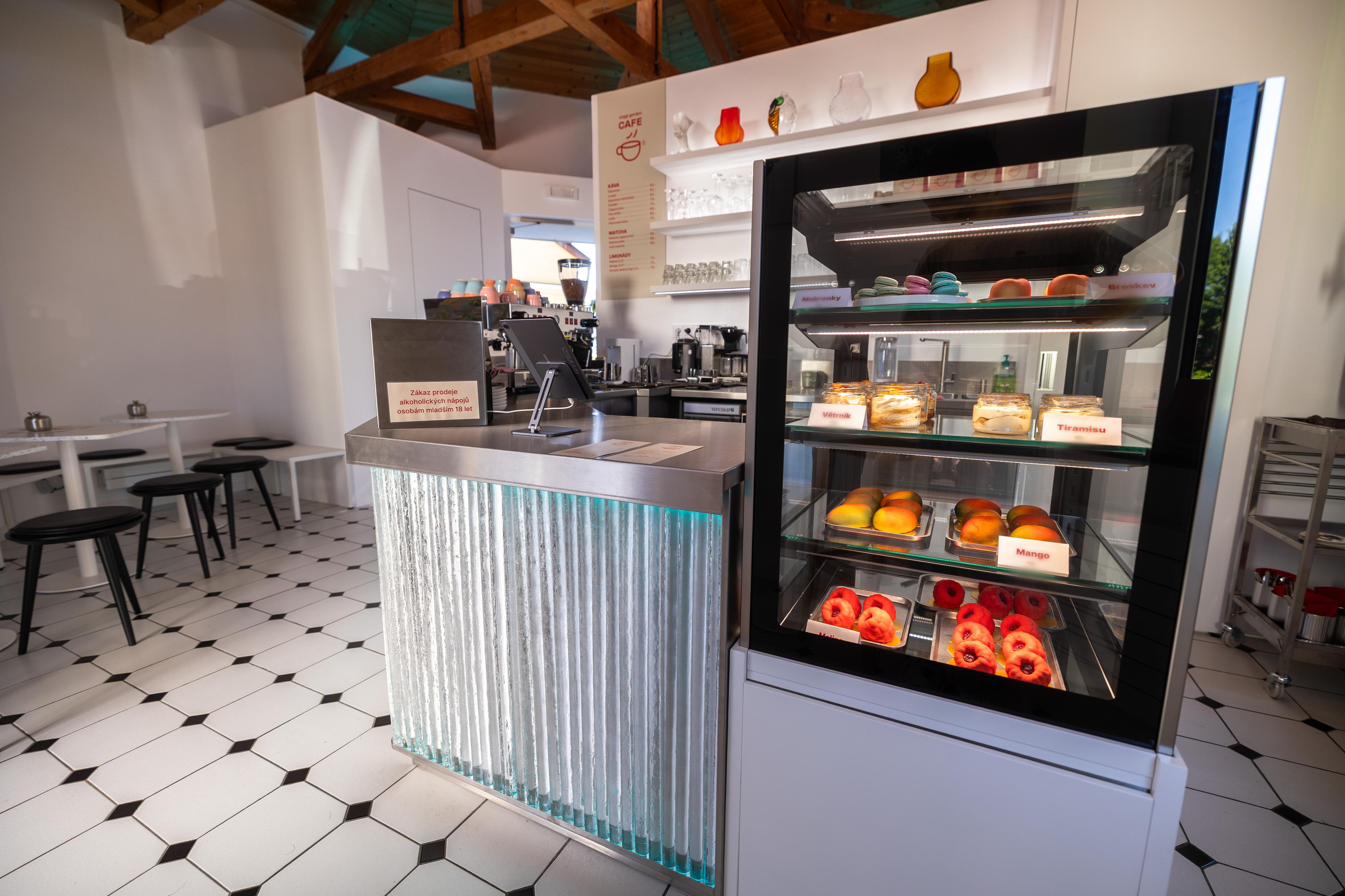 stage garden cafe foto 3