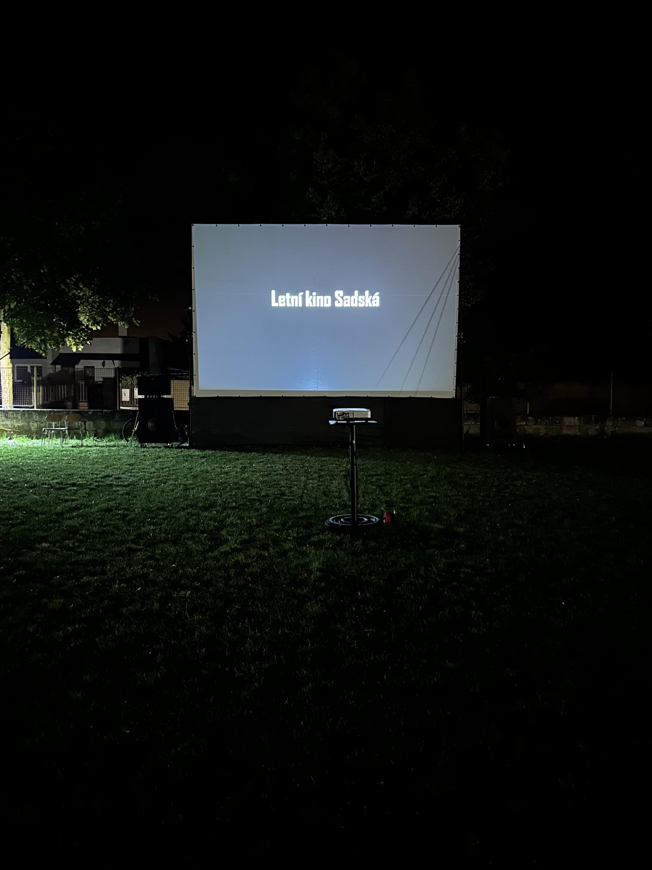 Letní kino Sadská foto 1