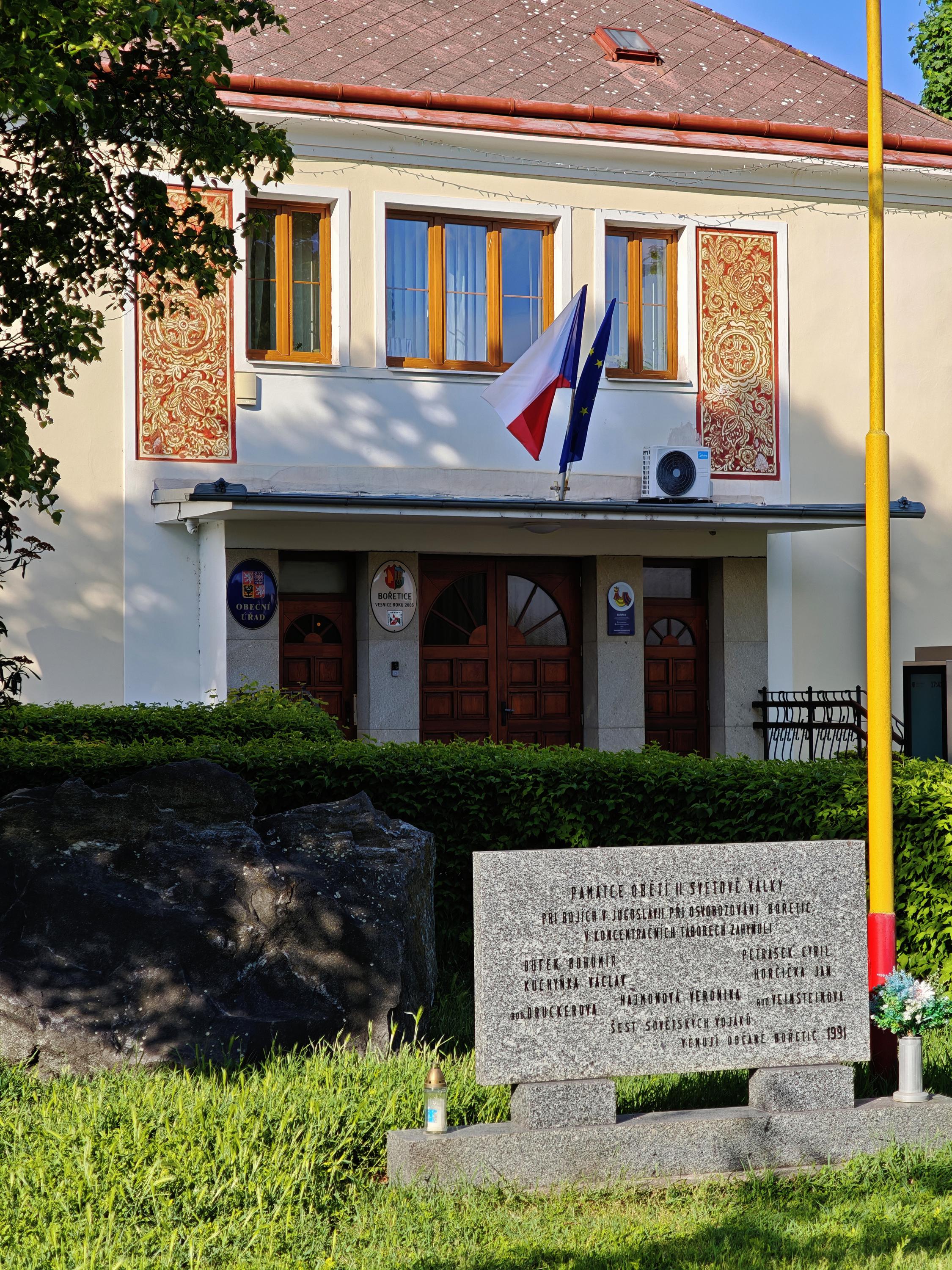 Obec Bořetice - obecní úřad foto 2