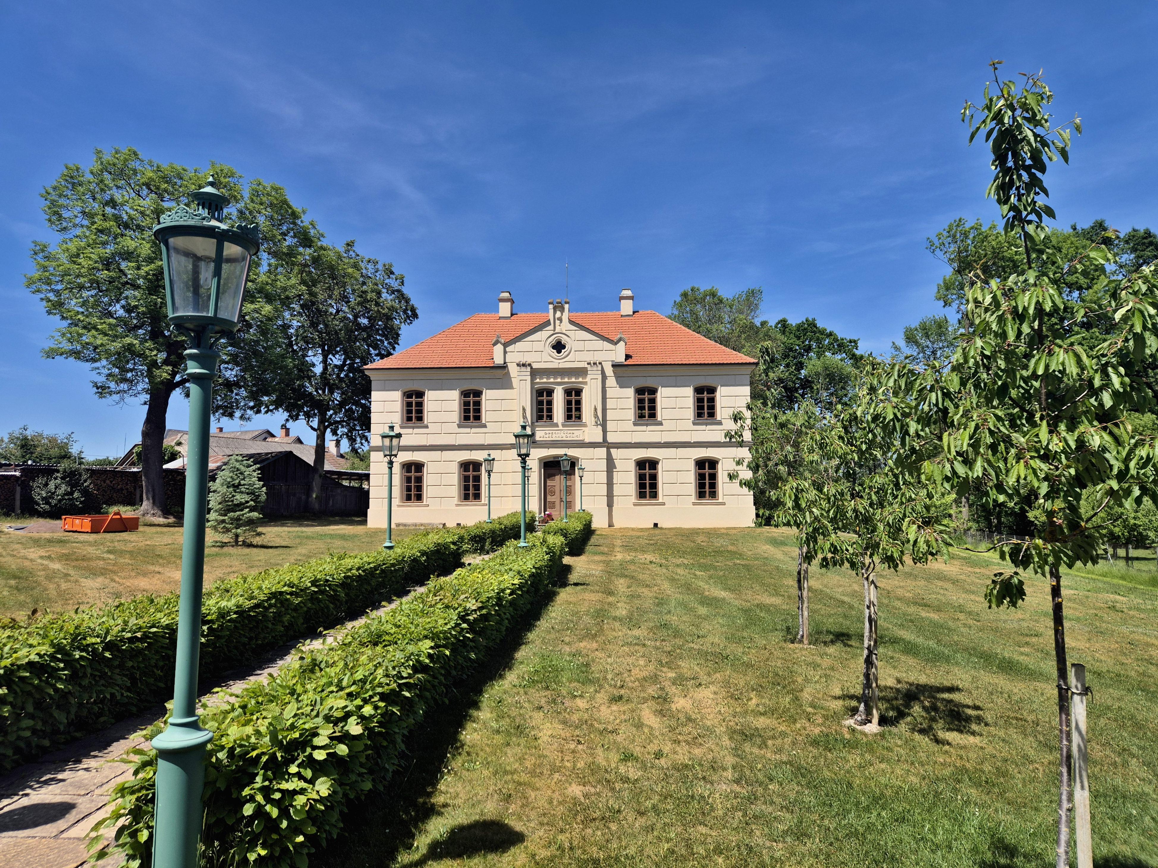 Běleč nad Orlicí - obecní úřad foto 6