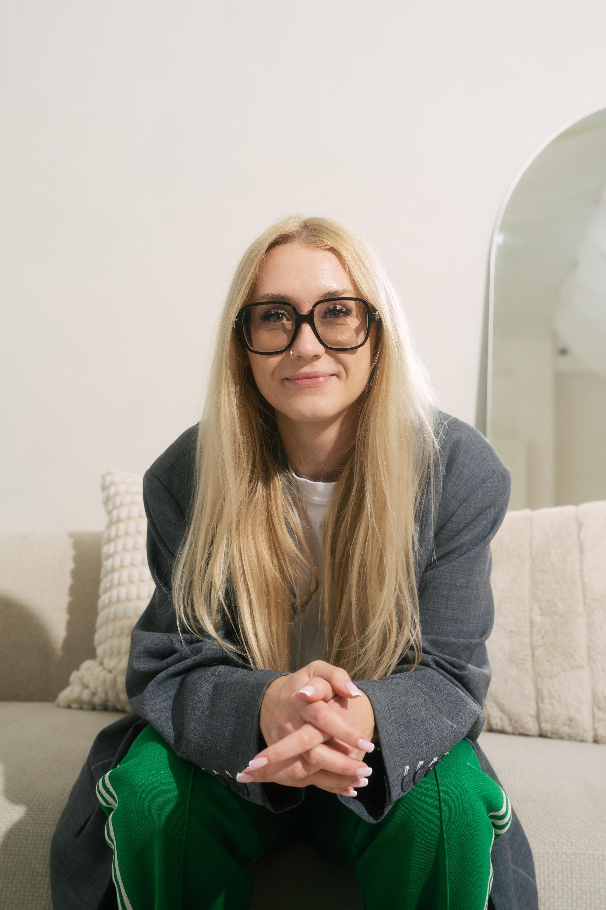 Realitní makléřka - Veronika Hodanová foto 2