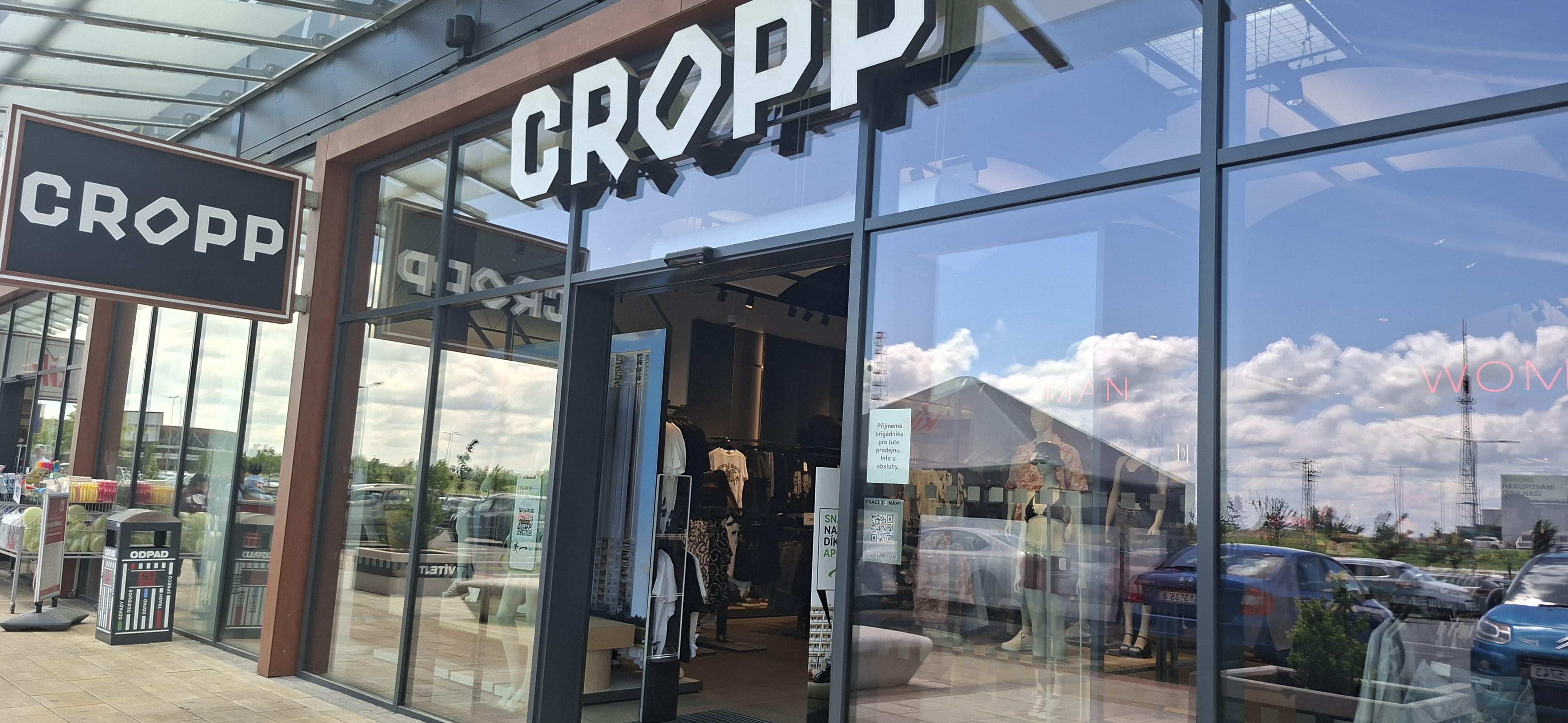 Cropp foto 1