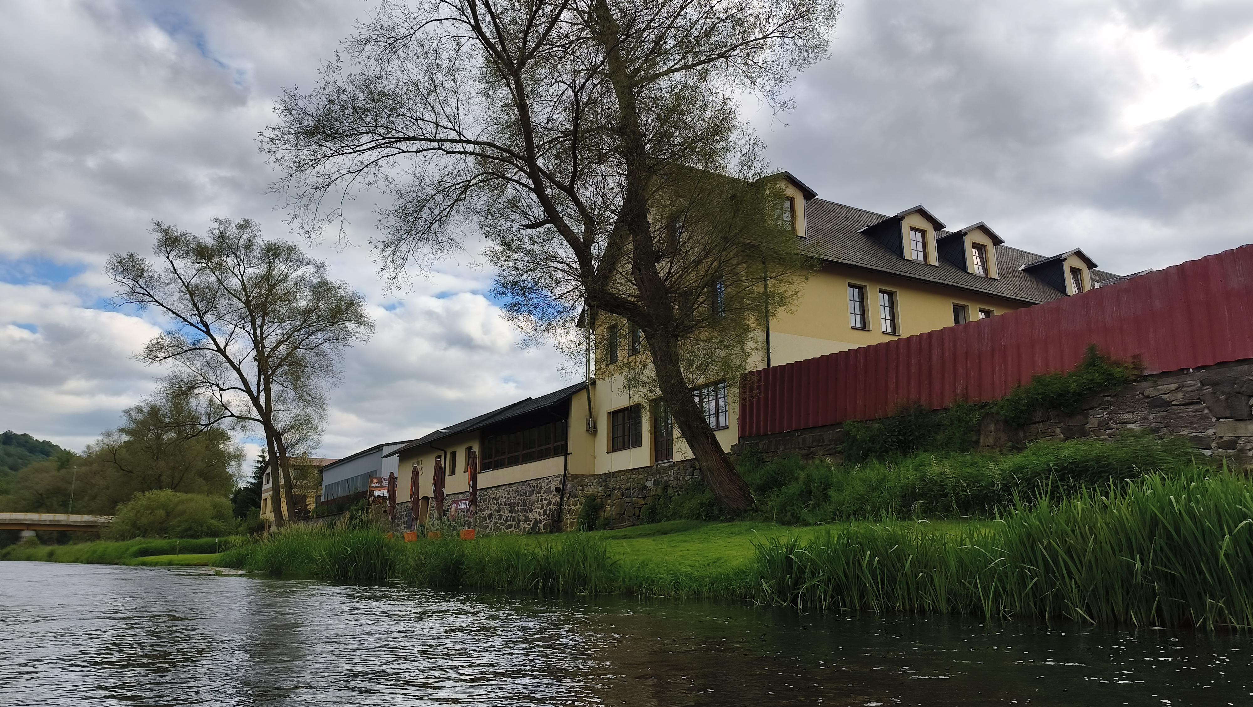 Hospůdka U Vody foto 3