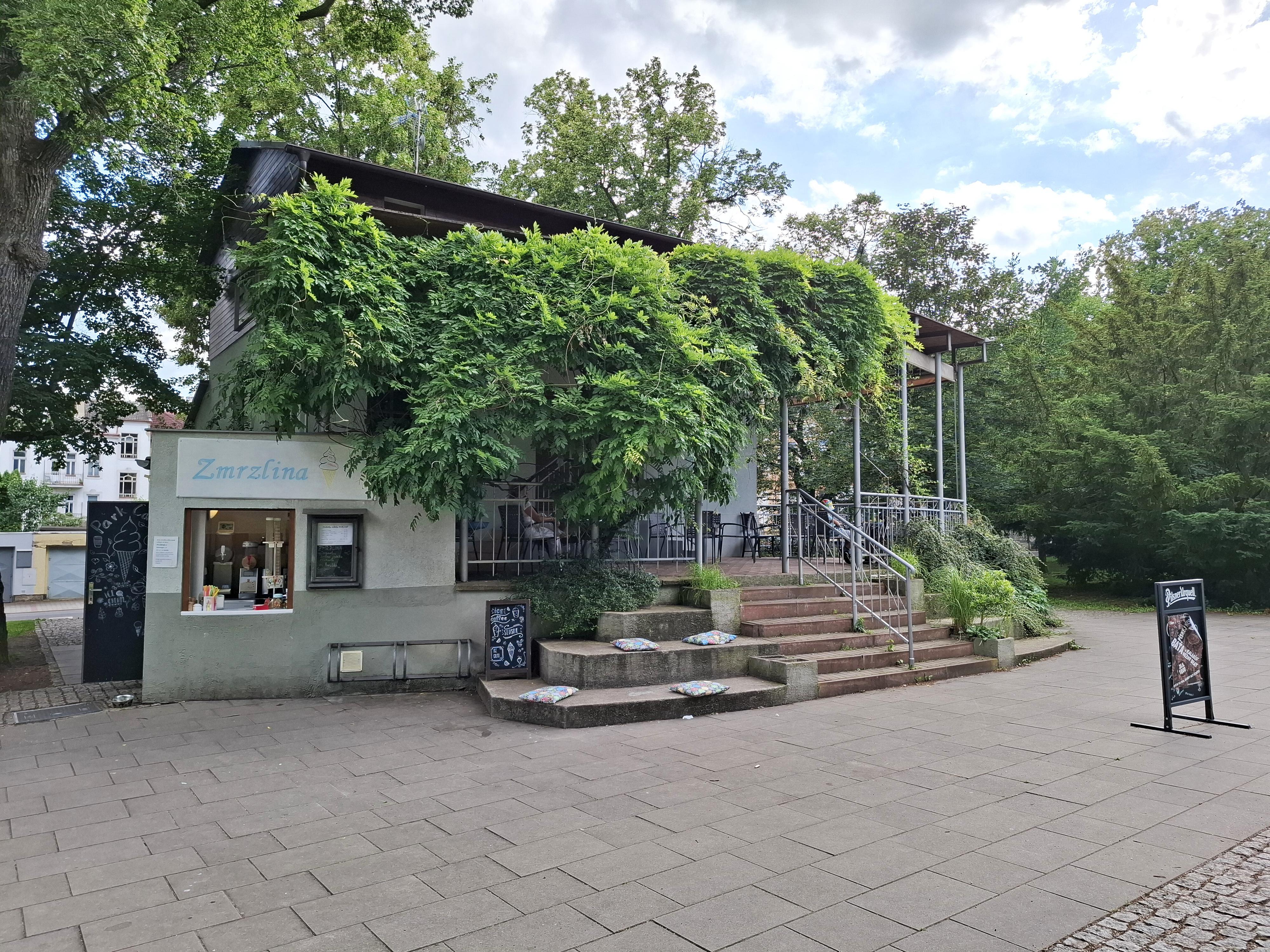 CAFÉ in the PARK foto 6