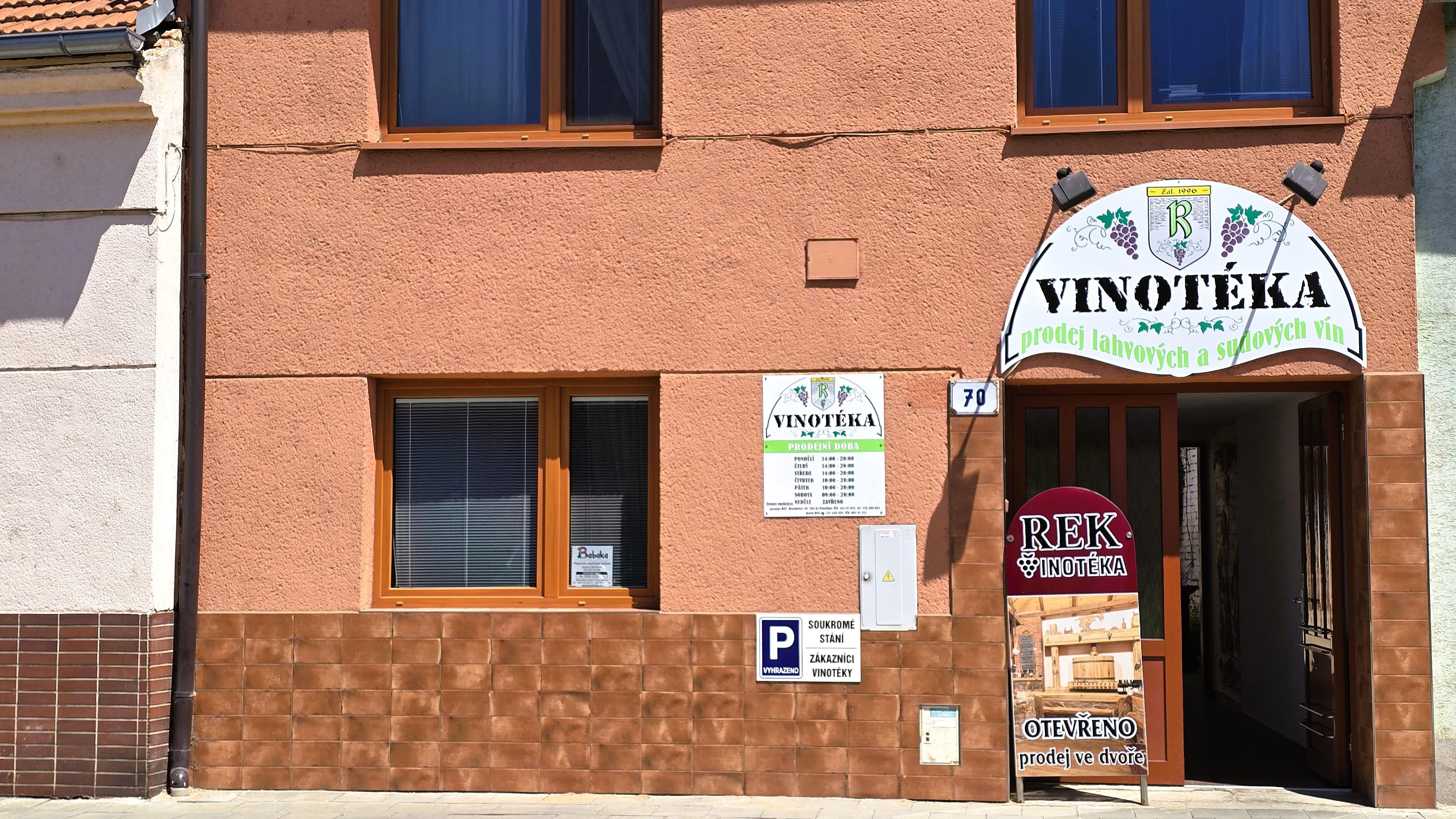 Vinotéka REK foto 3
