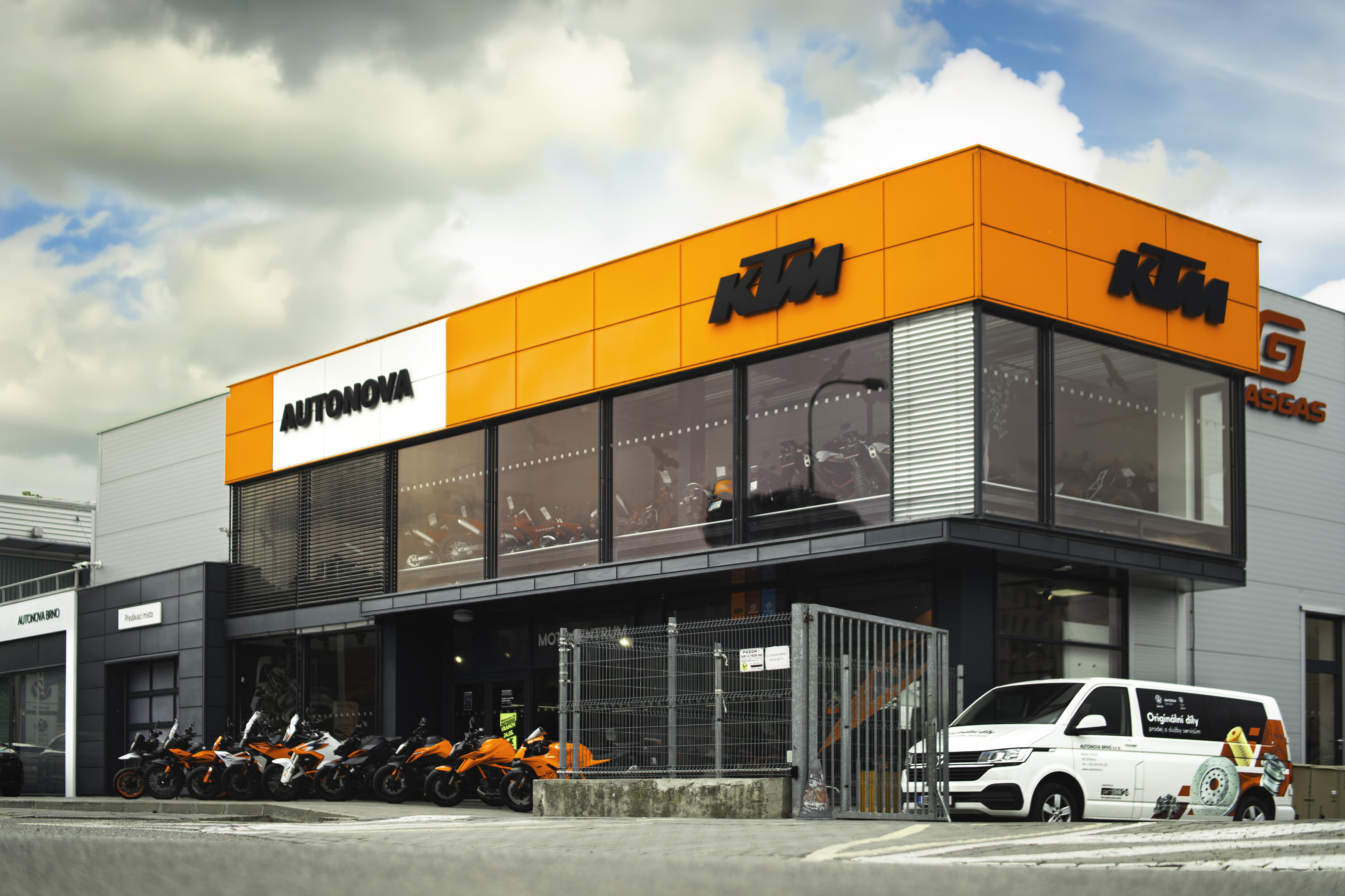 KTM AUTONOVA BRNO foto 2