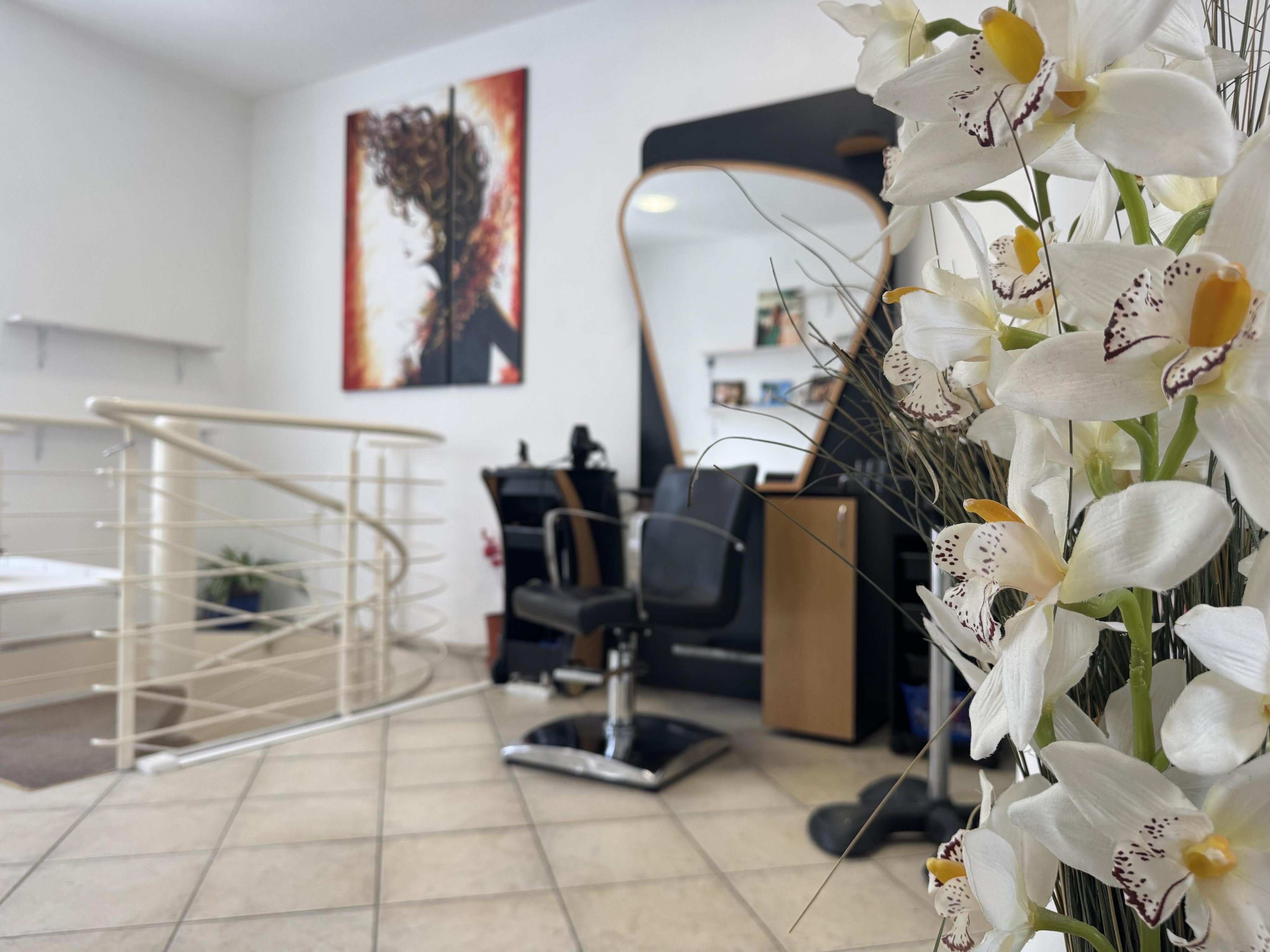 Salon Ludmila foto 2