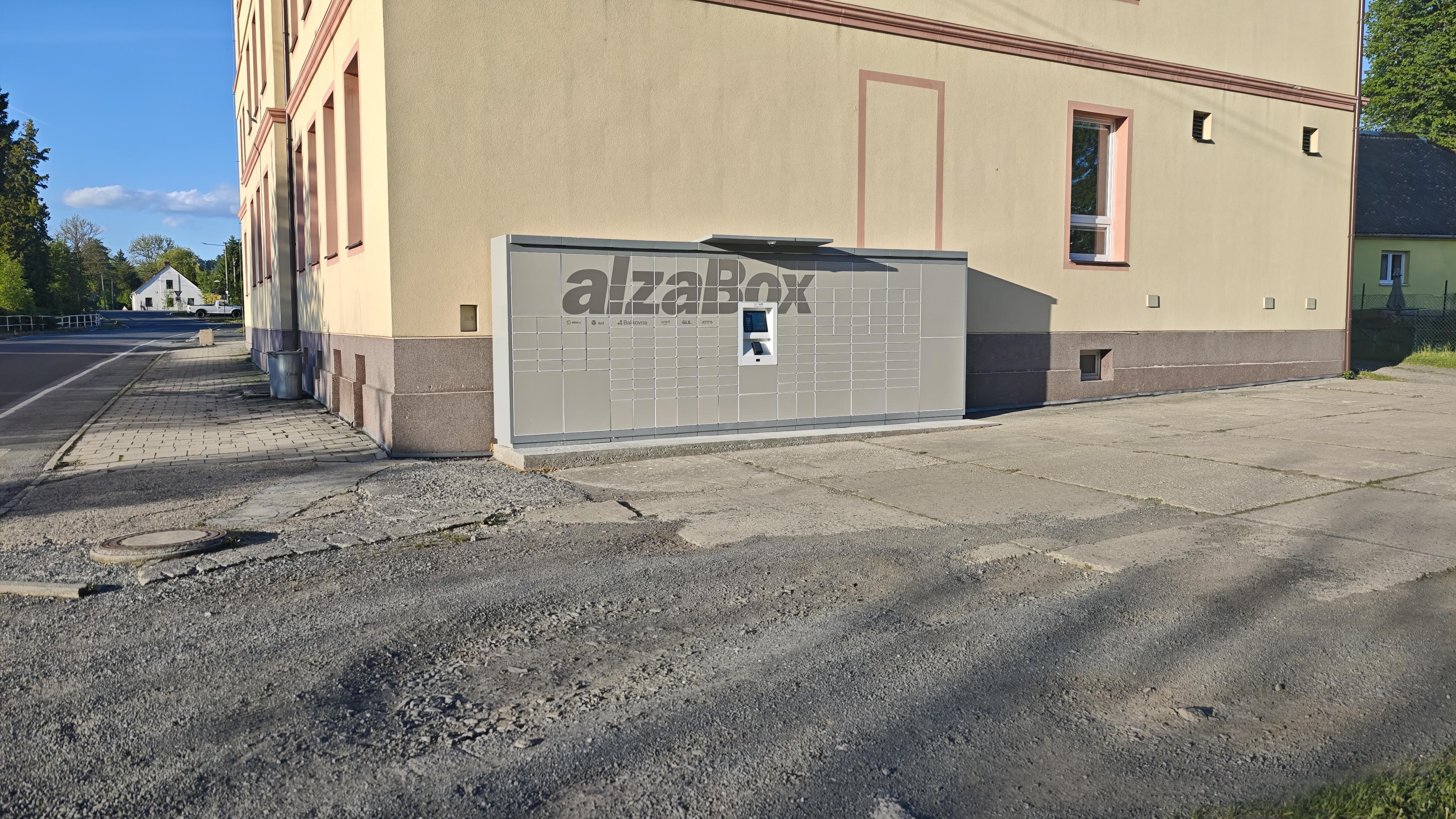 AlzaBox