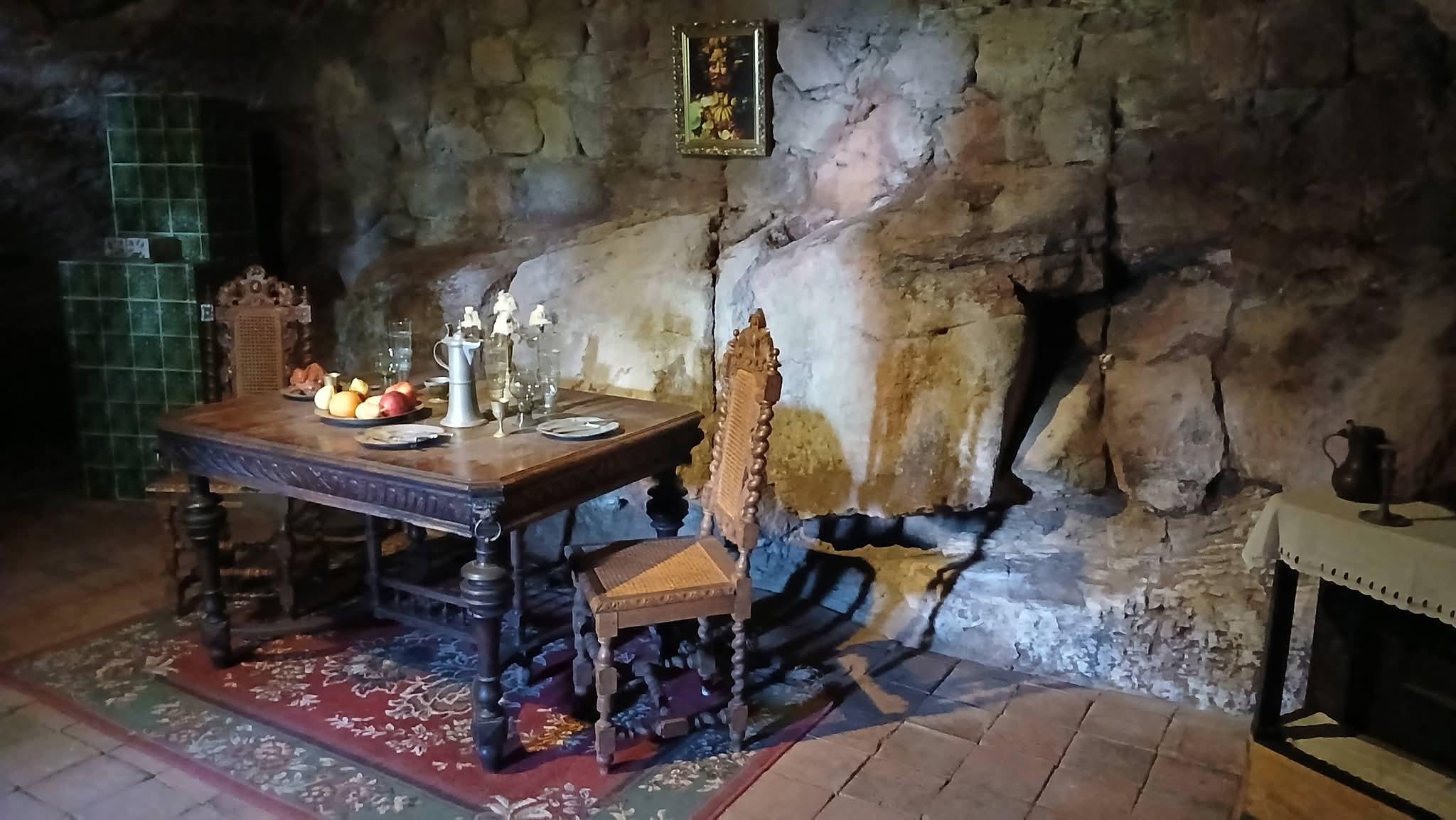 Hrad Pecka foto 3