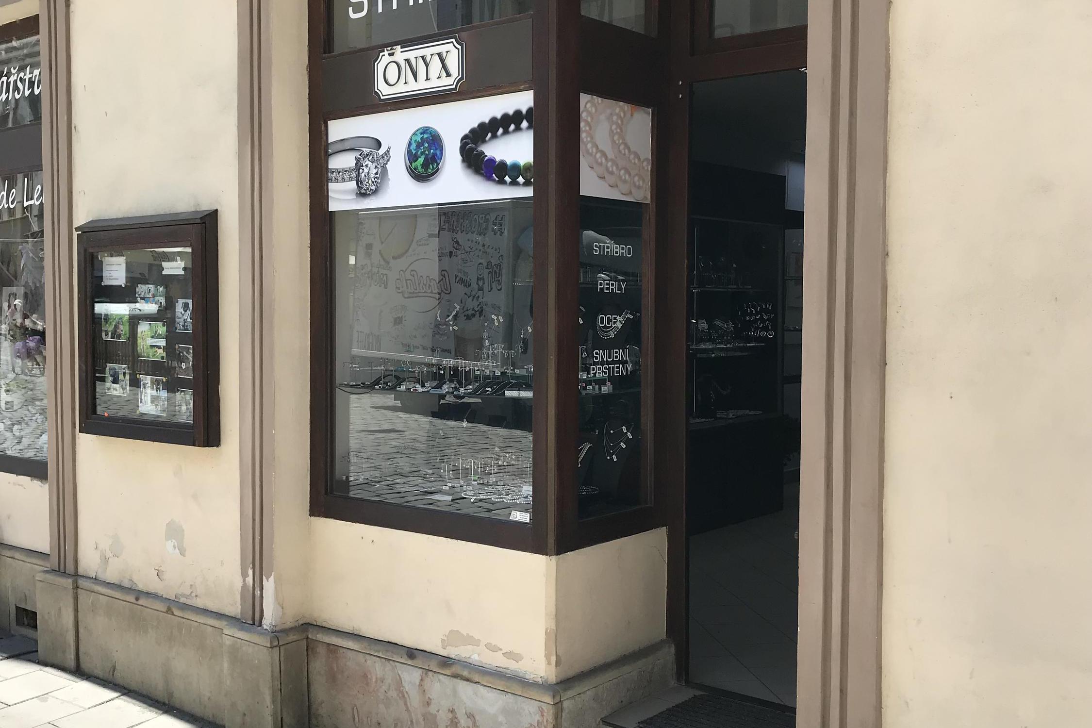 Stříbro Onyx