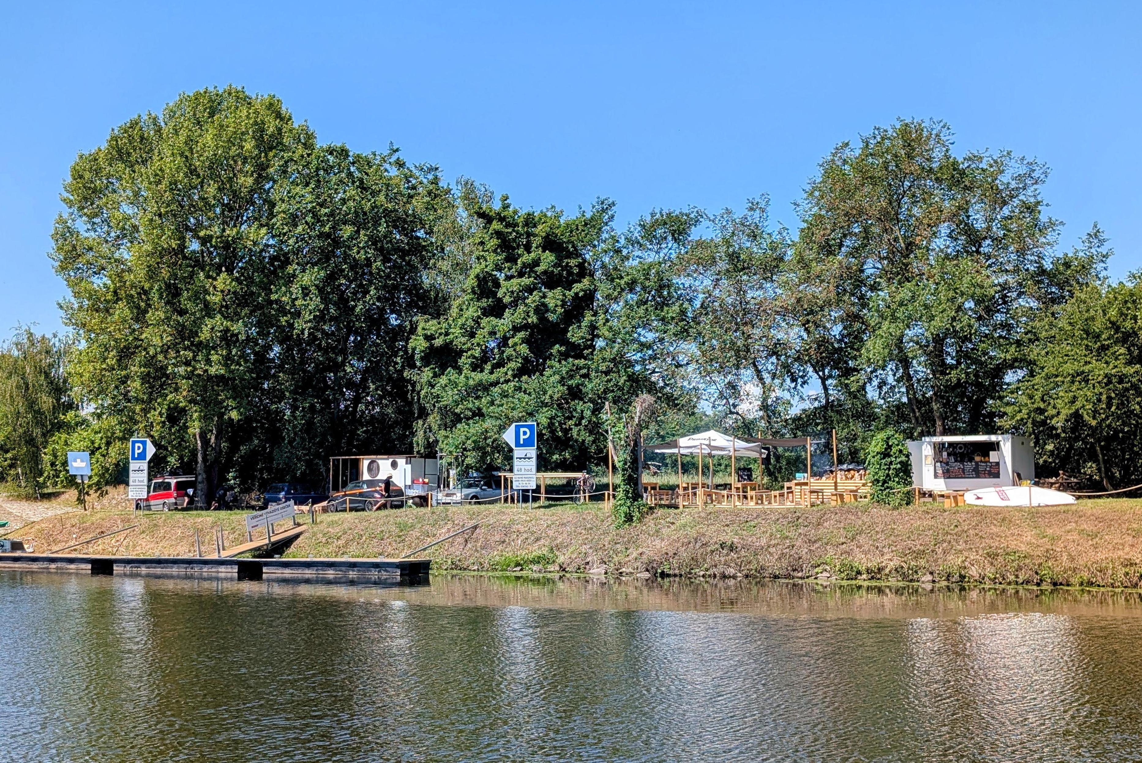 Bistro na Břehu