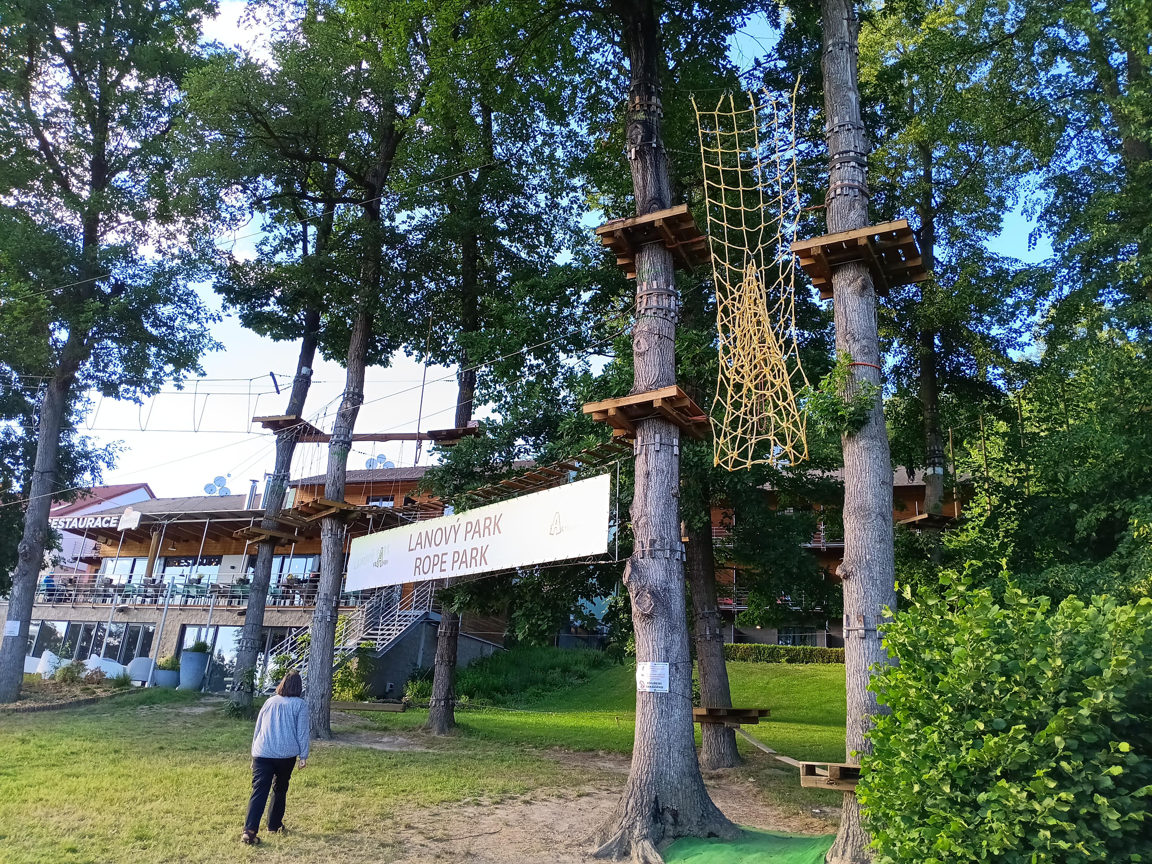 Lanový park Vranov foto 2