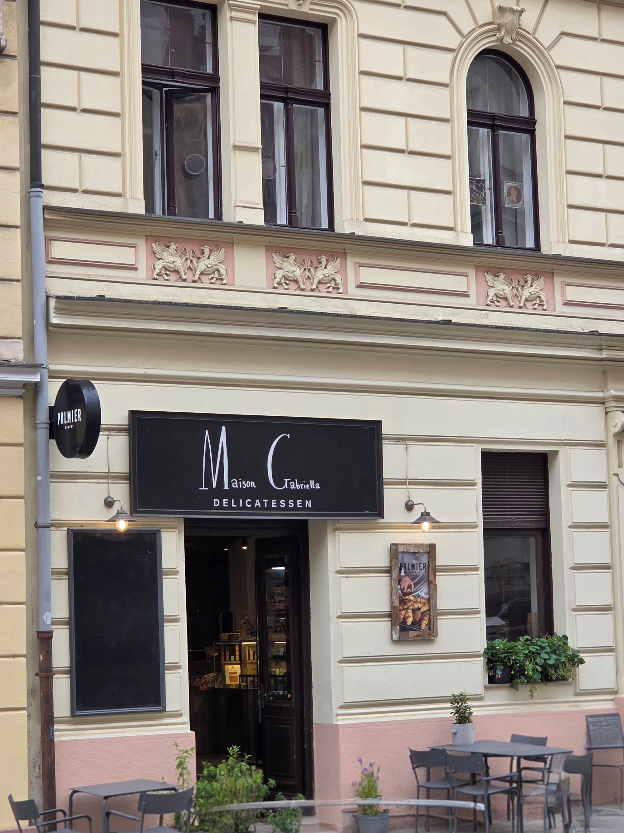 Maison Gabriella Delicatessen & Palmier Bakery foto 1