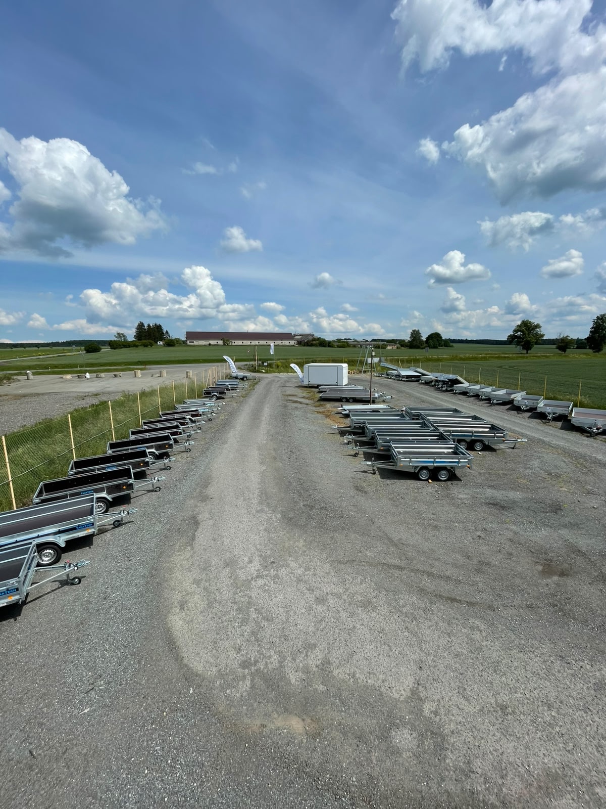 TANATECH - prodej přívěsů foto 2