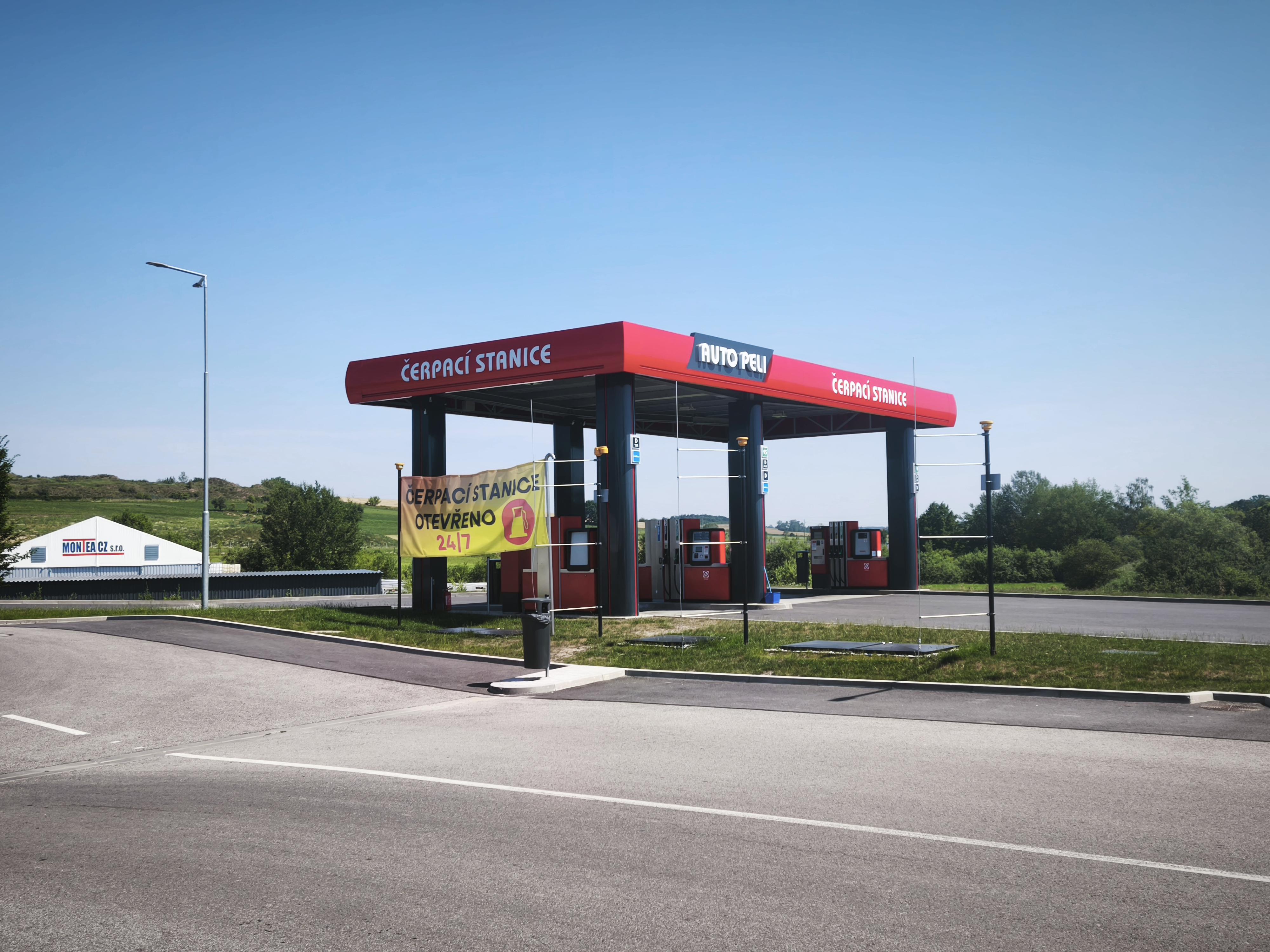 AUTO PELI čerpací stanice foto 3