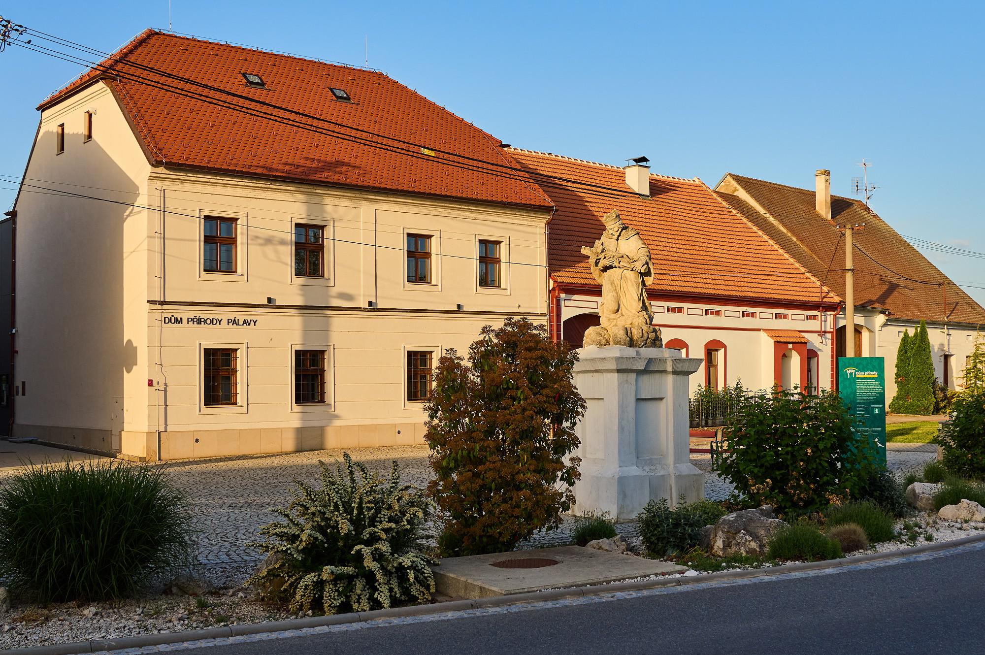 Turistické informační centrum - Dům přírody Pálavy