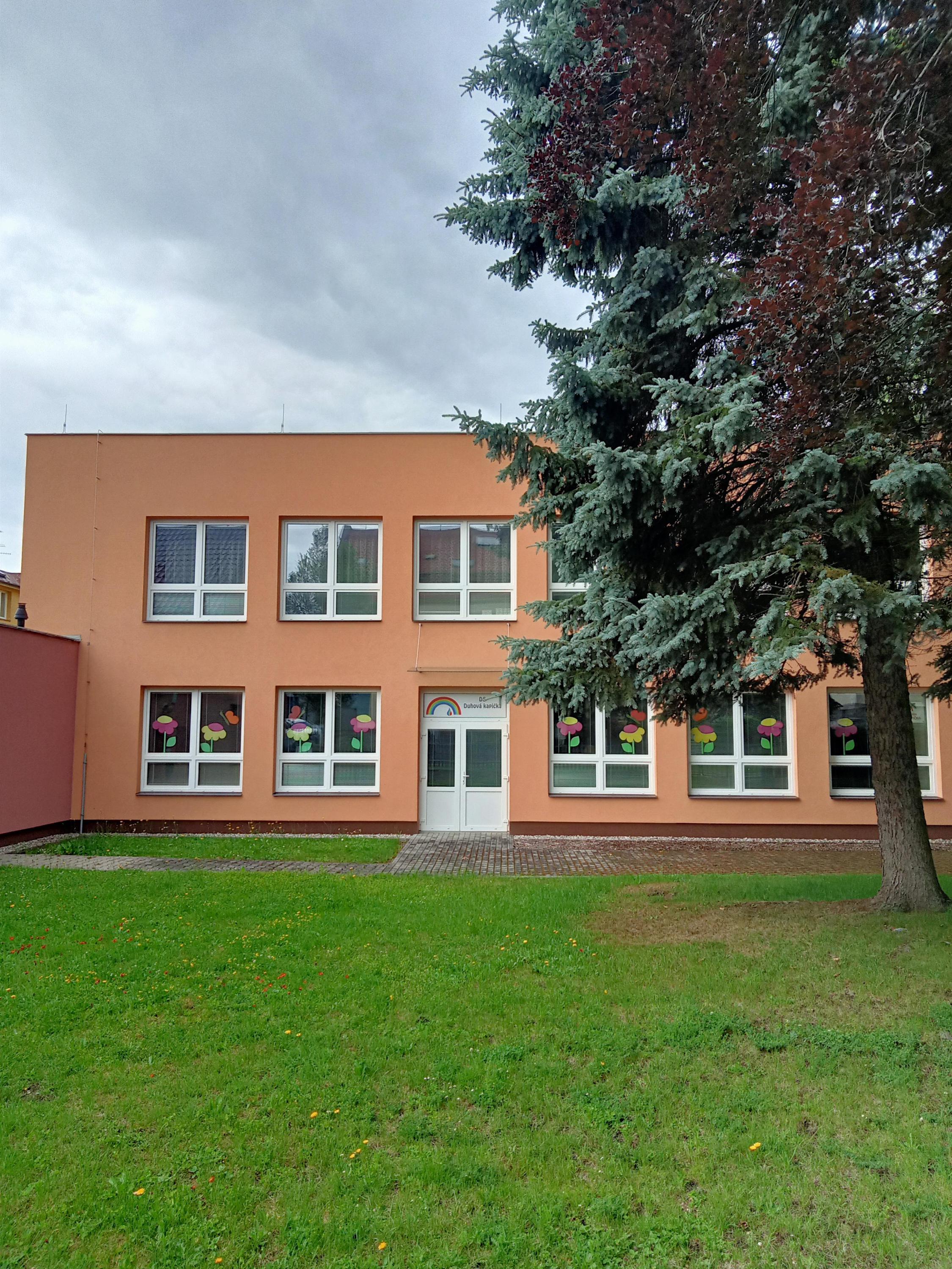 Dětská skupina Duhová kapička foto 1