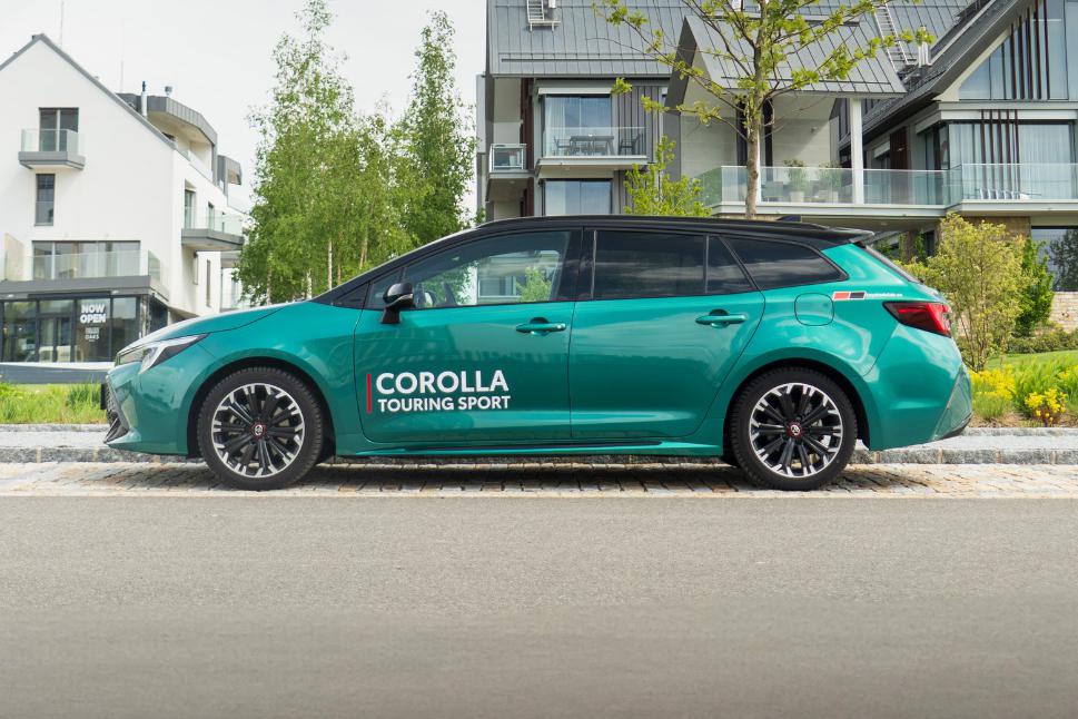 Toyota Corolla Touring Sports