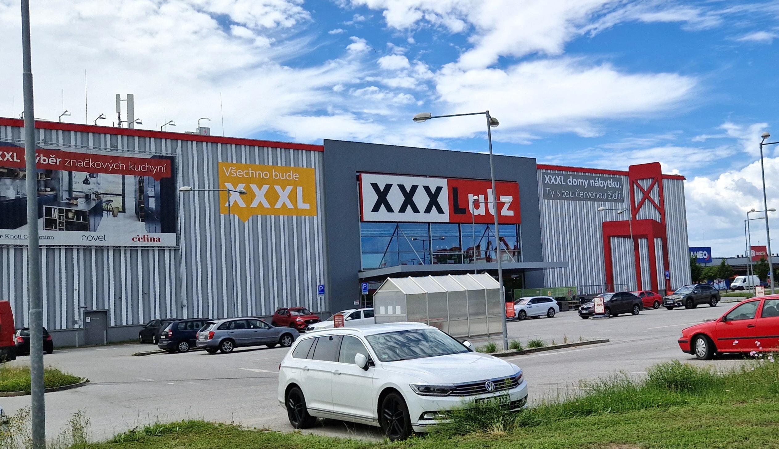 XXXLutz foto 3