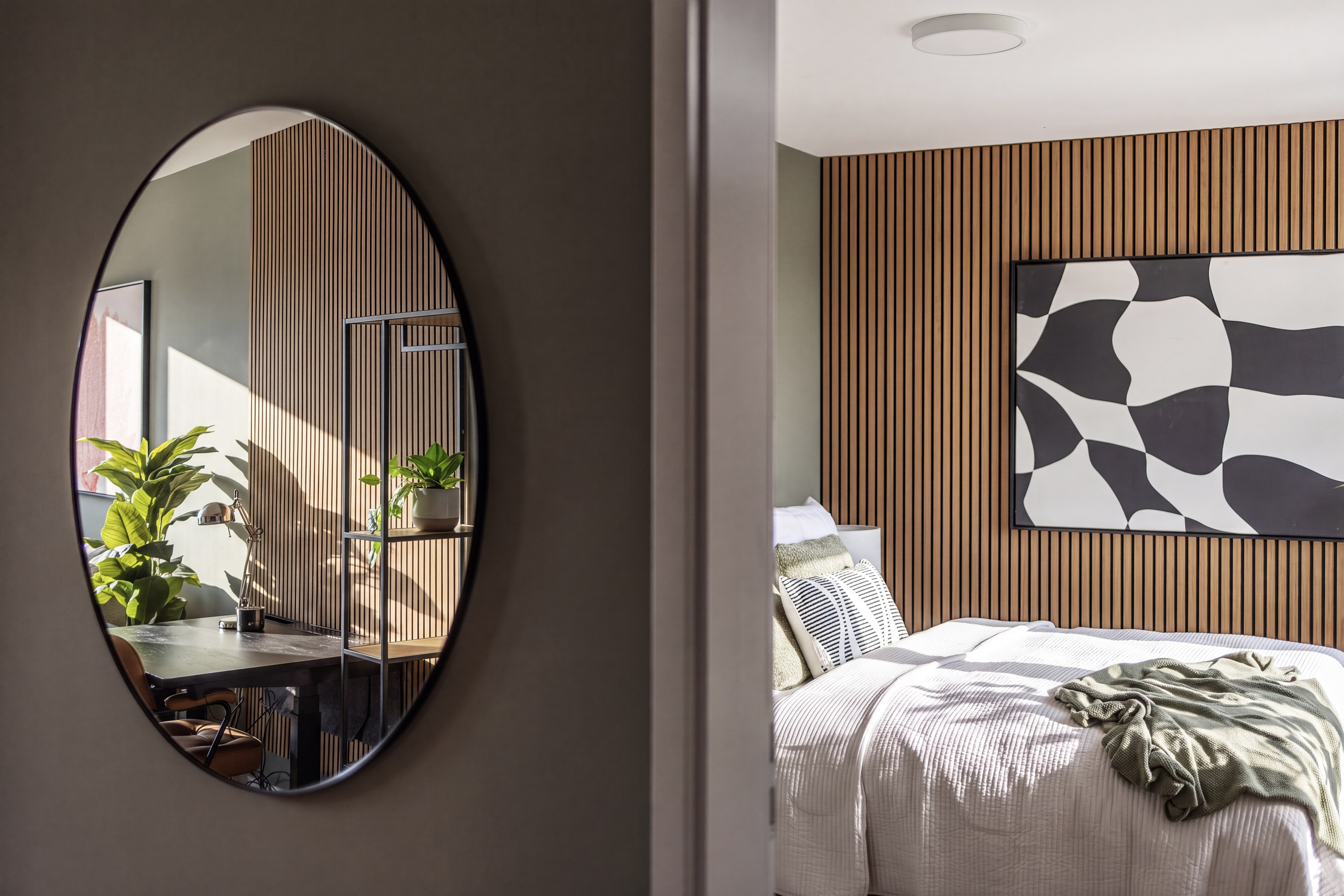 SadOVA Hotel & Premium Suites by URBAN WOLF foto 6
