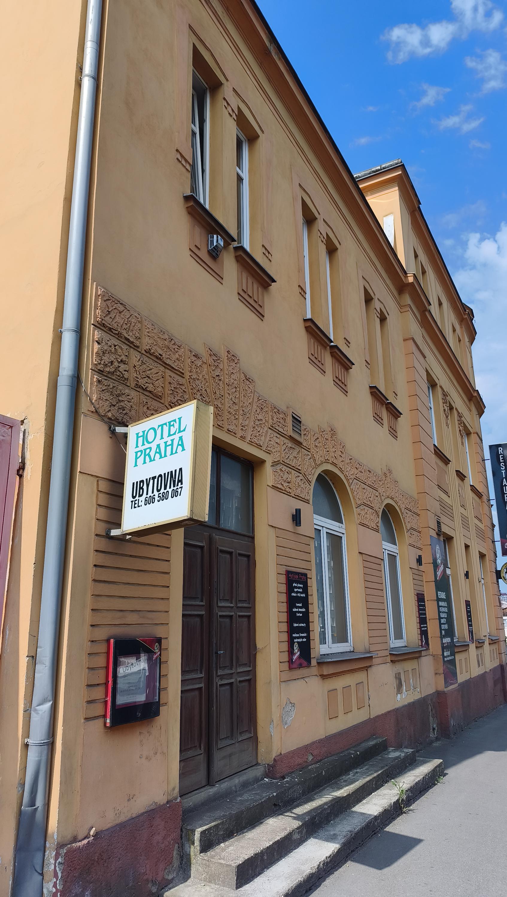 Ubytovna Hotel Praha Slaný foto 3