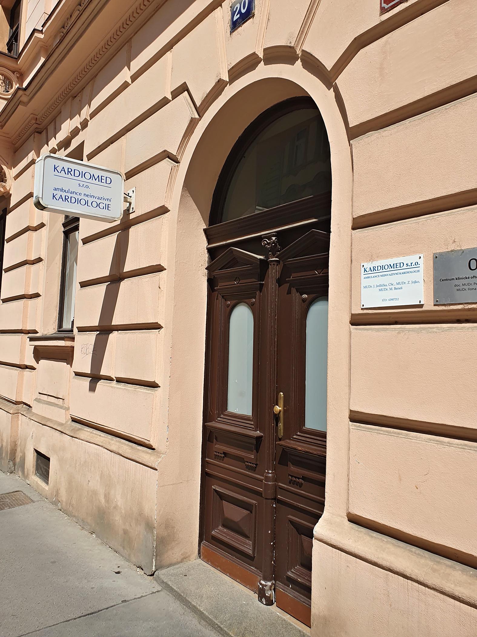 CENTRUM KLINICKÉ OFTALMOLOGIE, s.r.o. foto 1