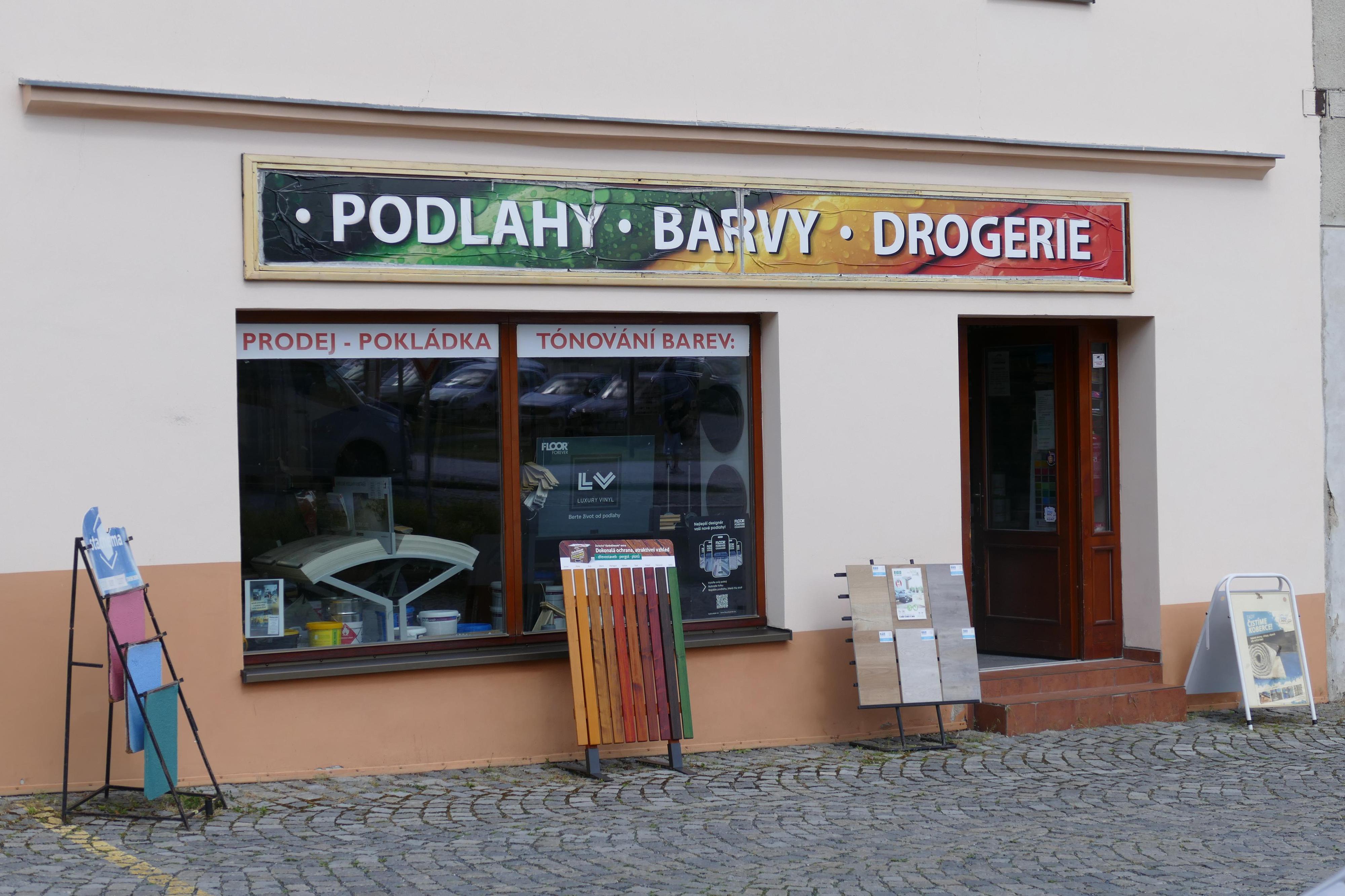 Pastelka - barvy laky podlahy foto 5