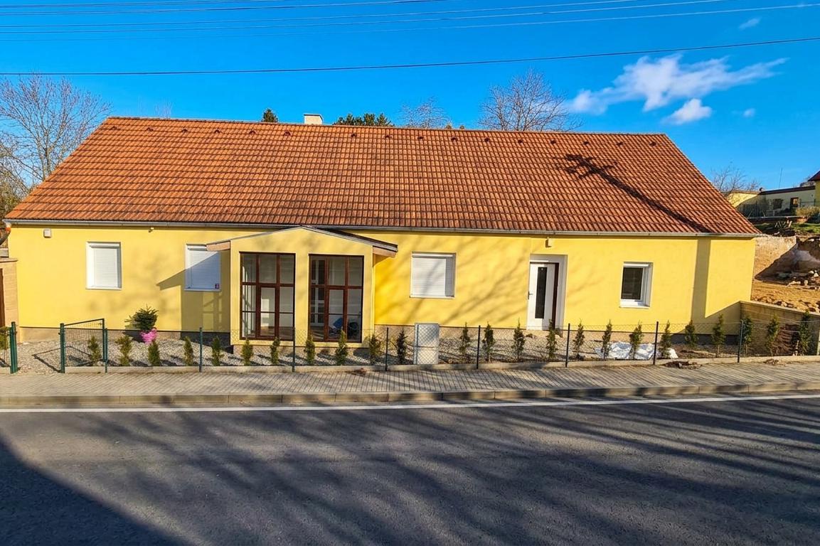 Prodej zrekonstruovaného RD Křenice, Říčany