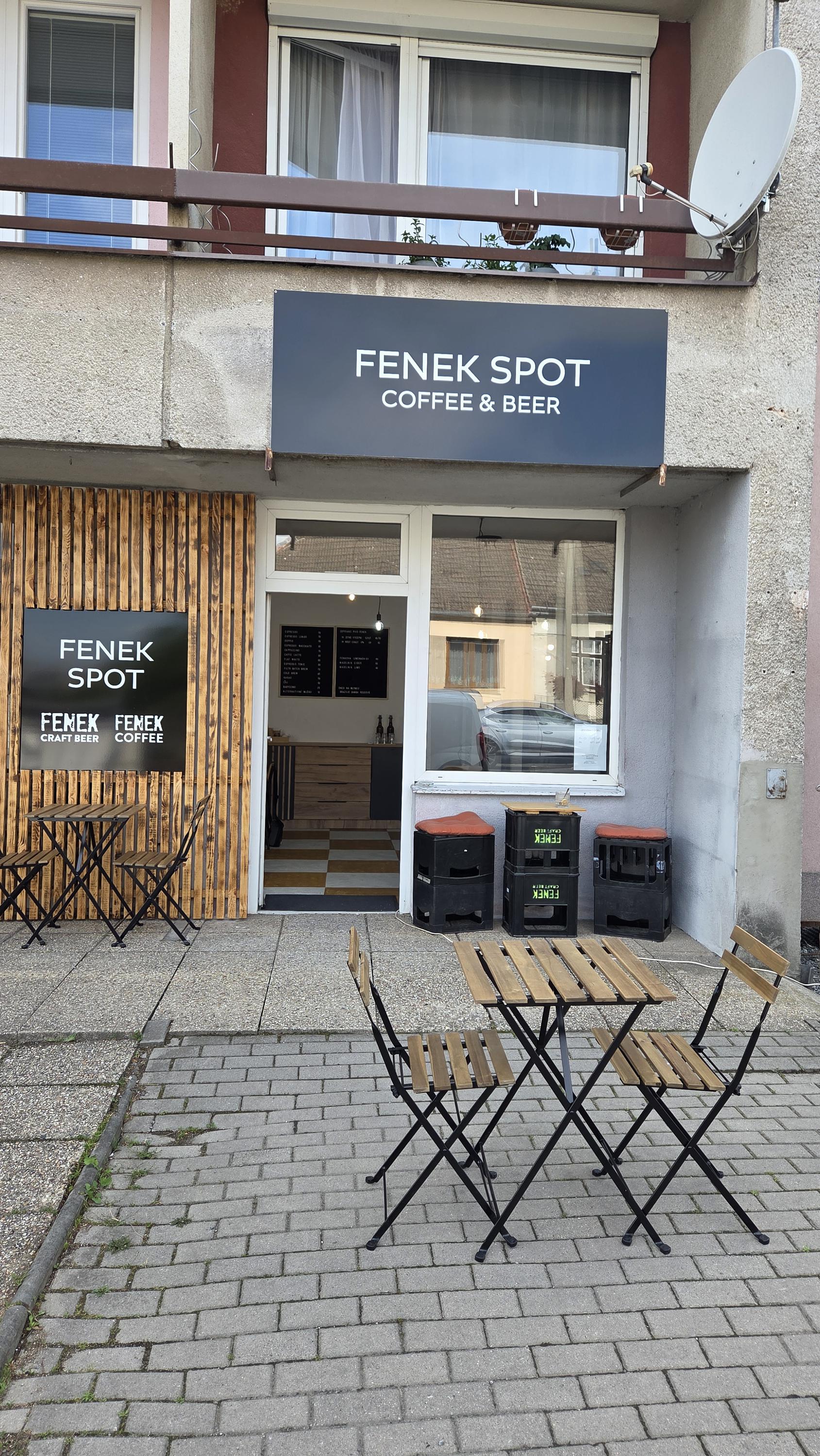 Fenek spot foto 1