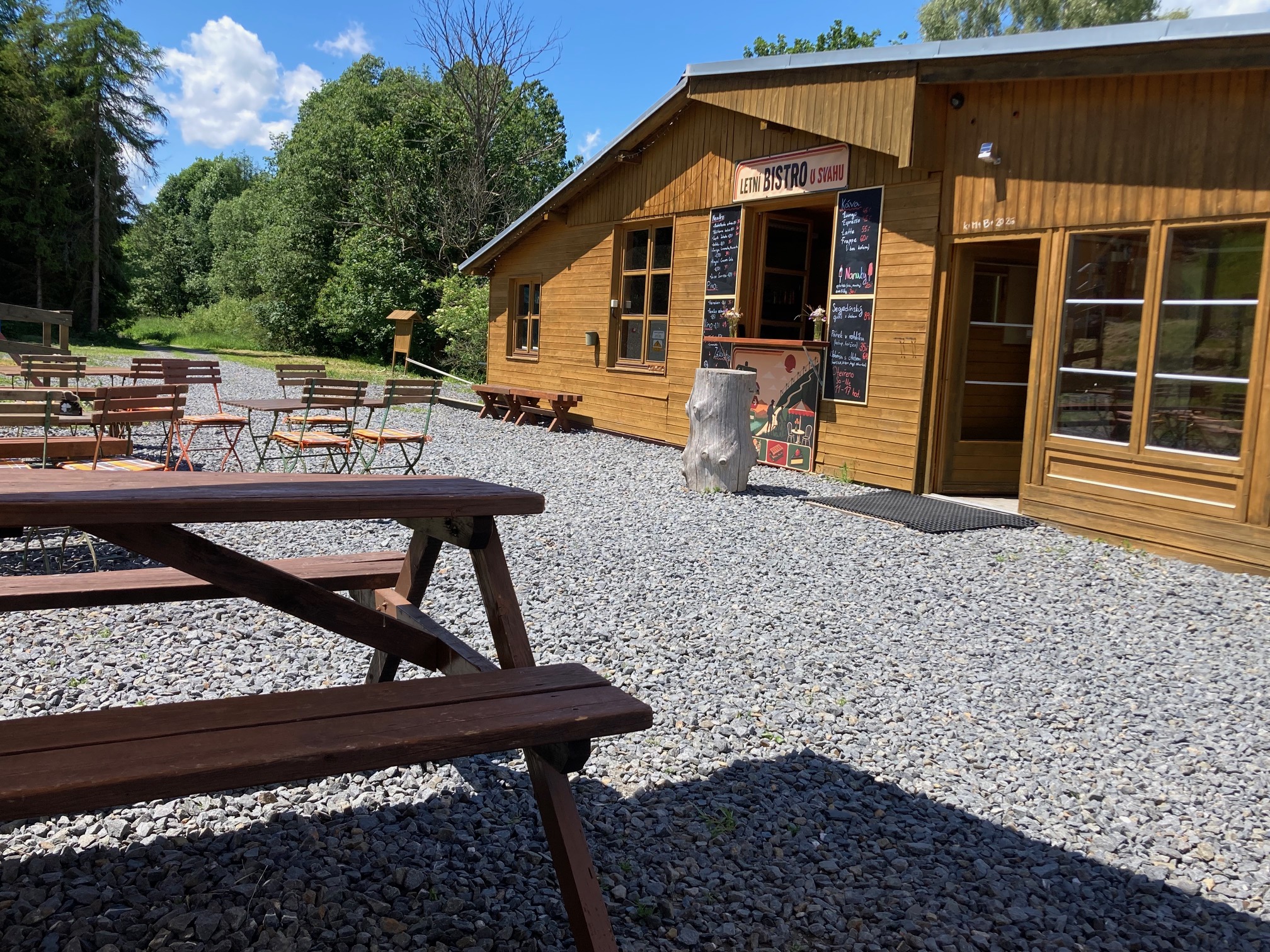 Bistro u svahu Guntramovice foto 2